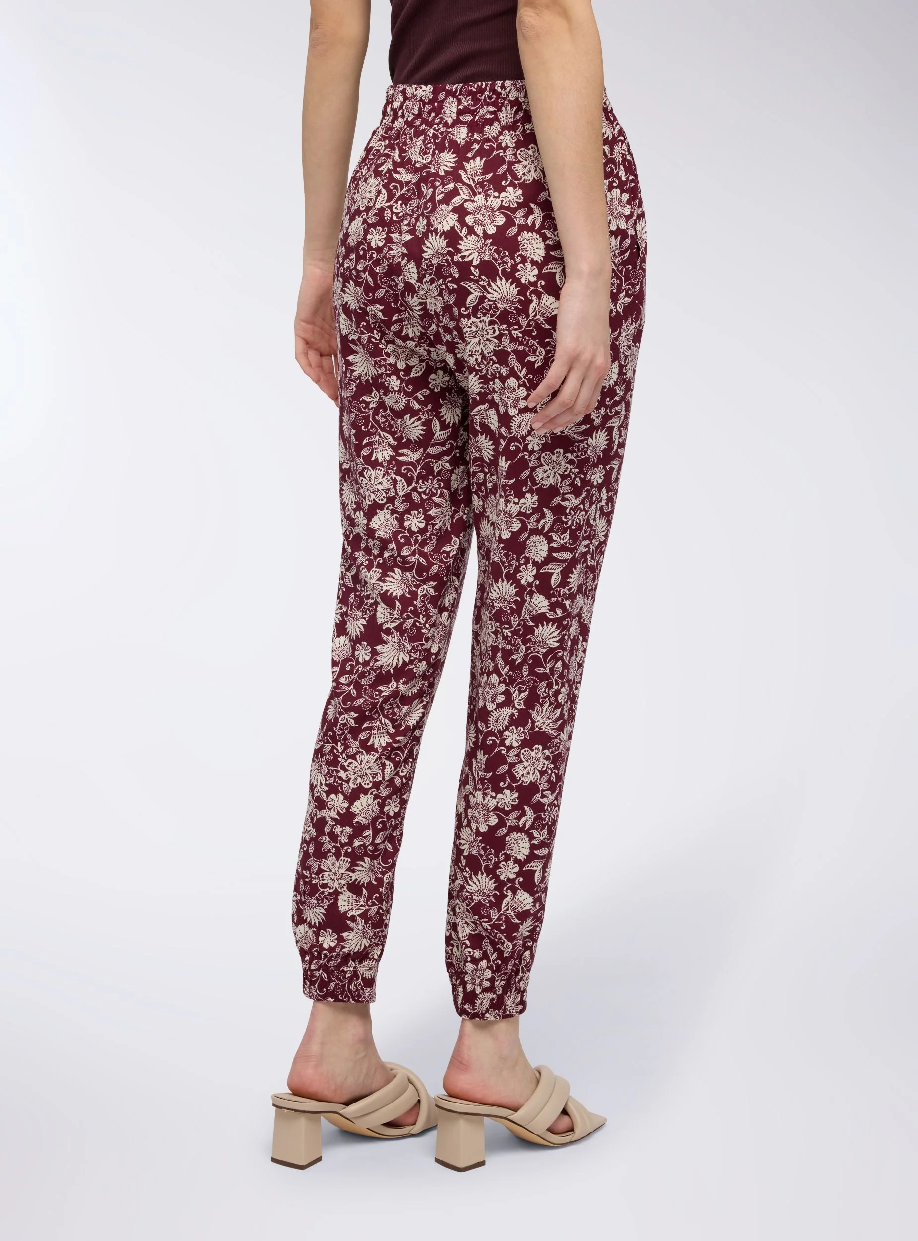 Pantaloni jogger fantasia ramage - Image 4