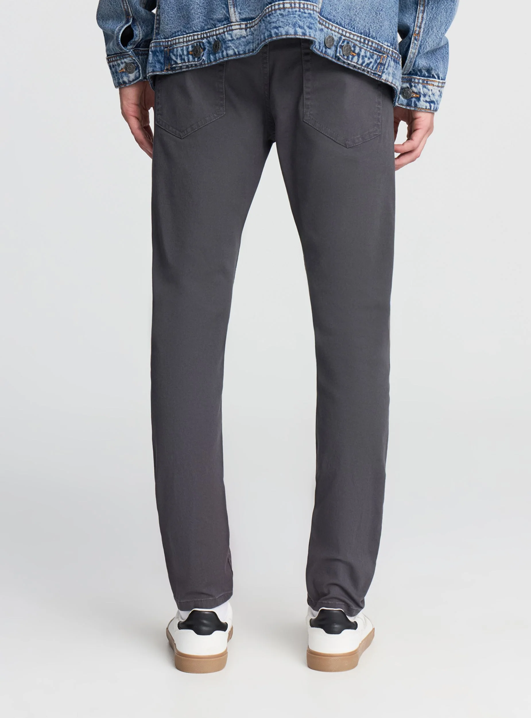 Pantaloni skinny cinque tasche