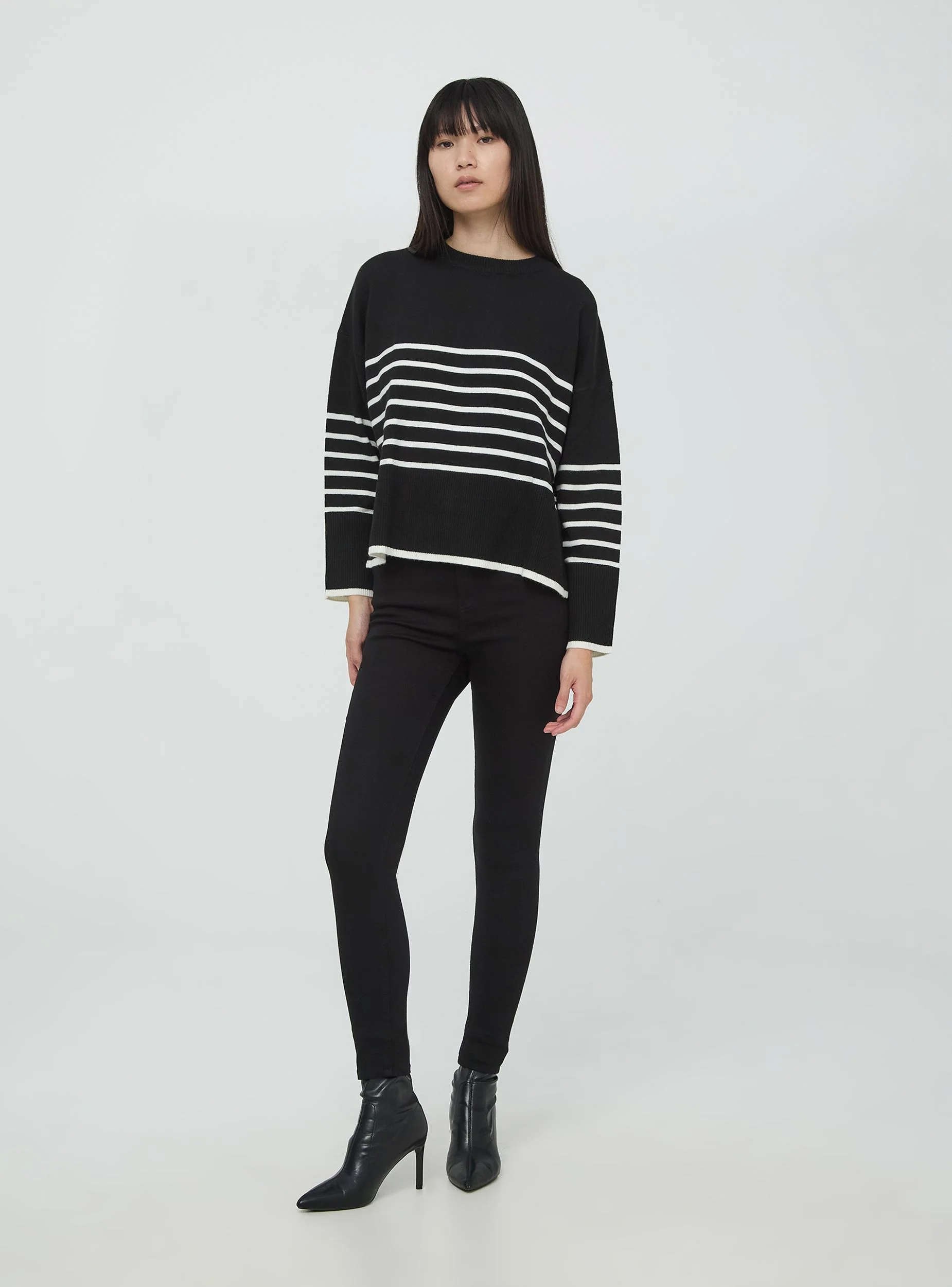 Pantaloni skinny push up - Image 3