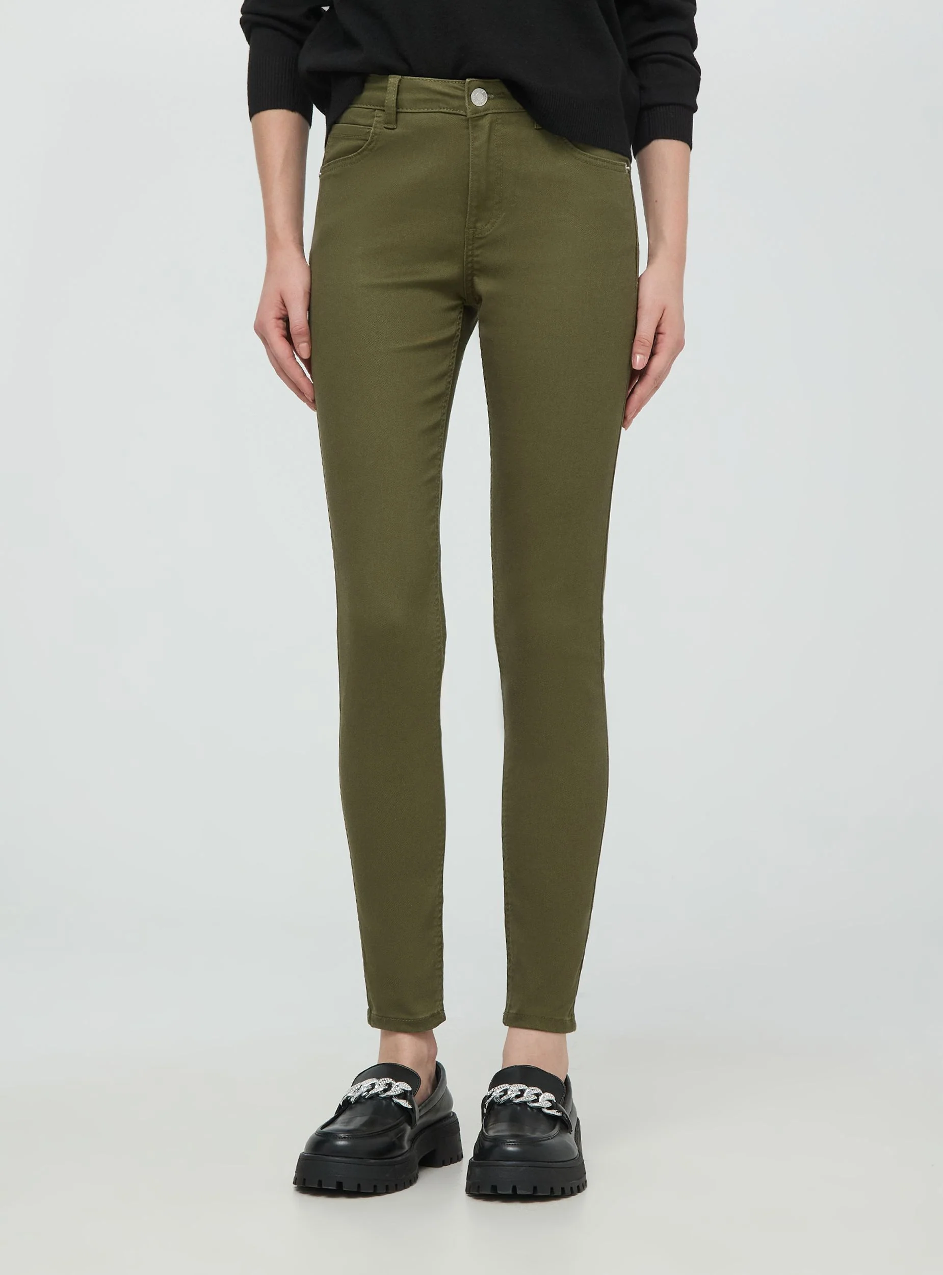 Pantaloni skinny push up