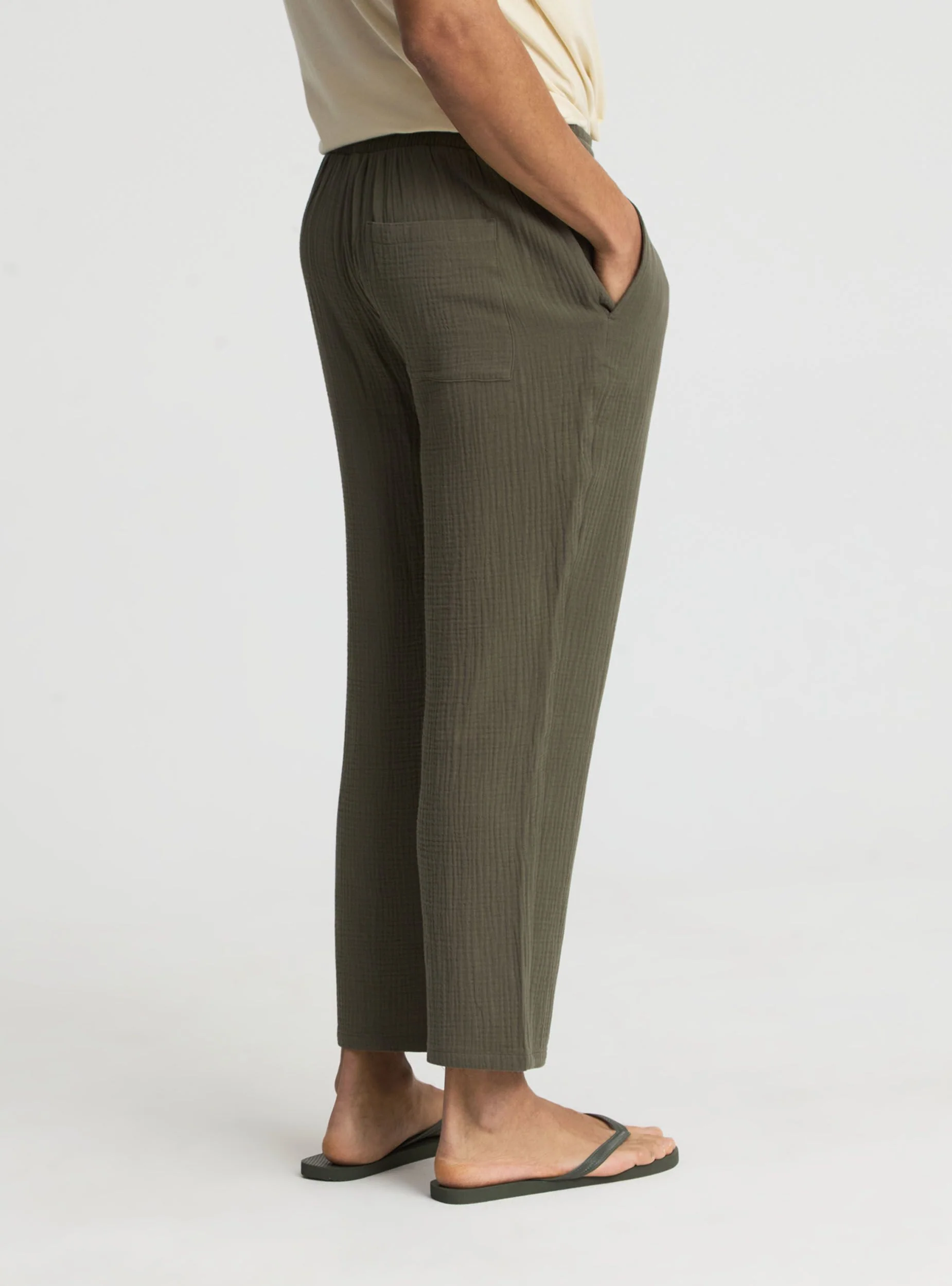 Pantaloni straight con coulisse in tessuto morbido