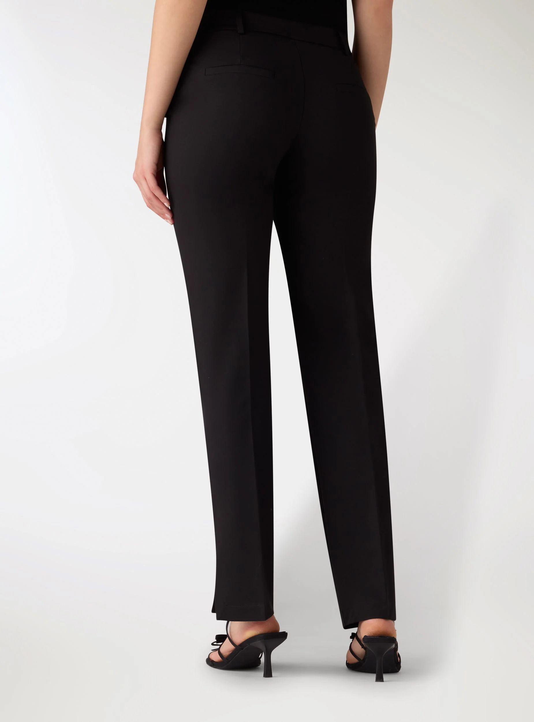 Pantaloni straight con pinces e spacchi - Image 3
