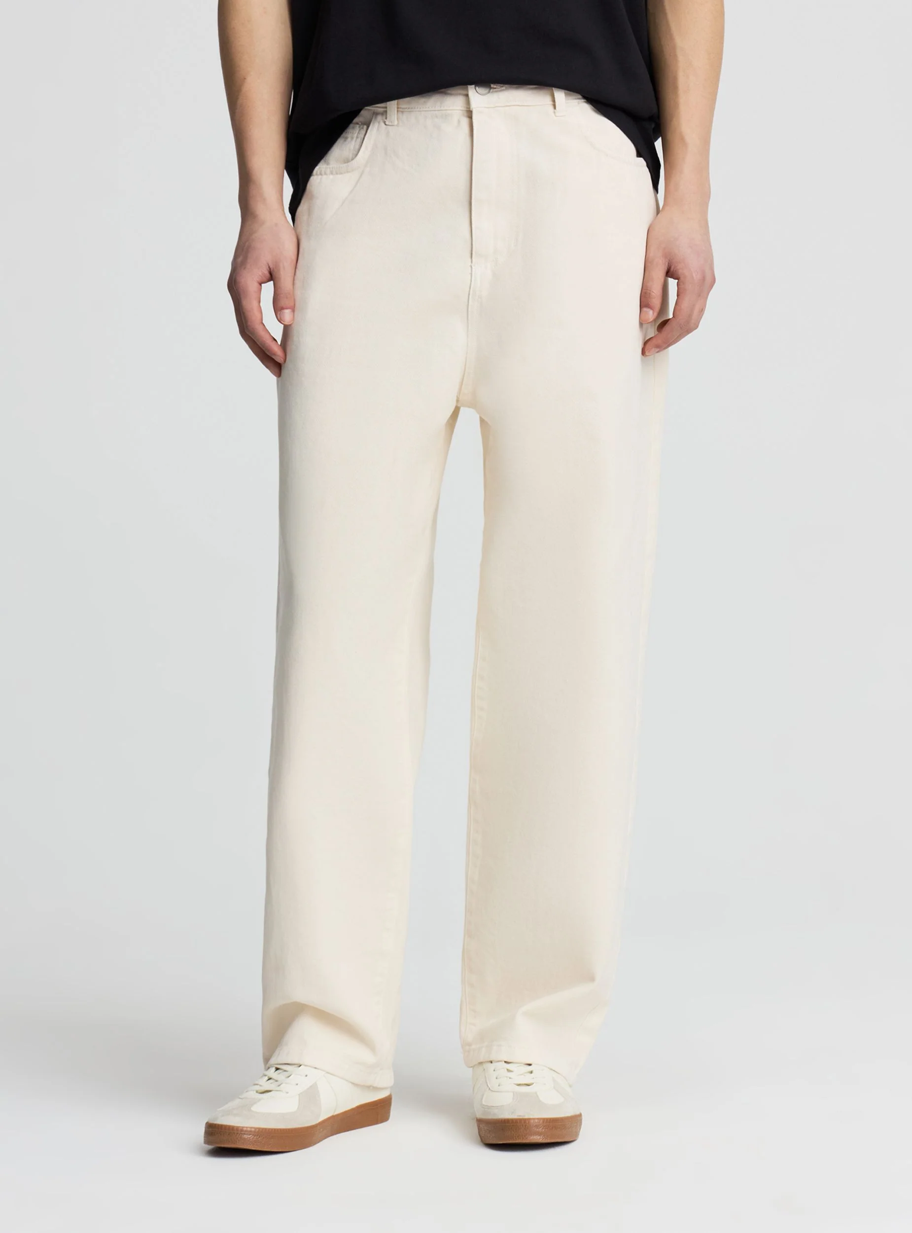 Pantaloni super baggy a tinta unita