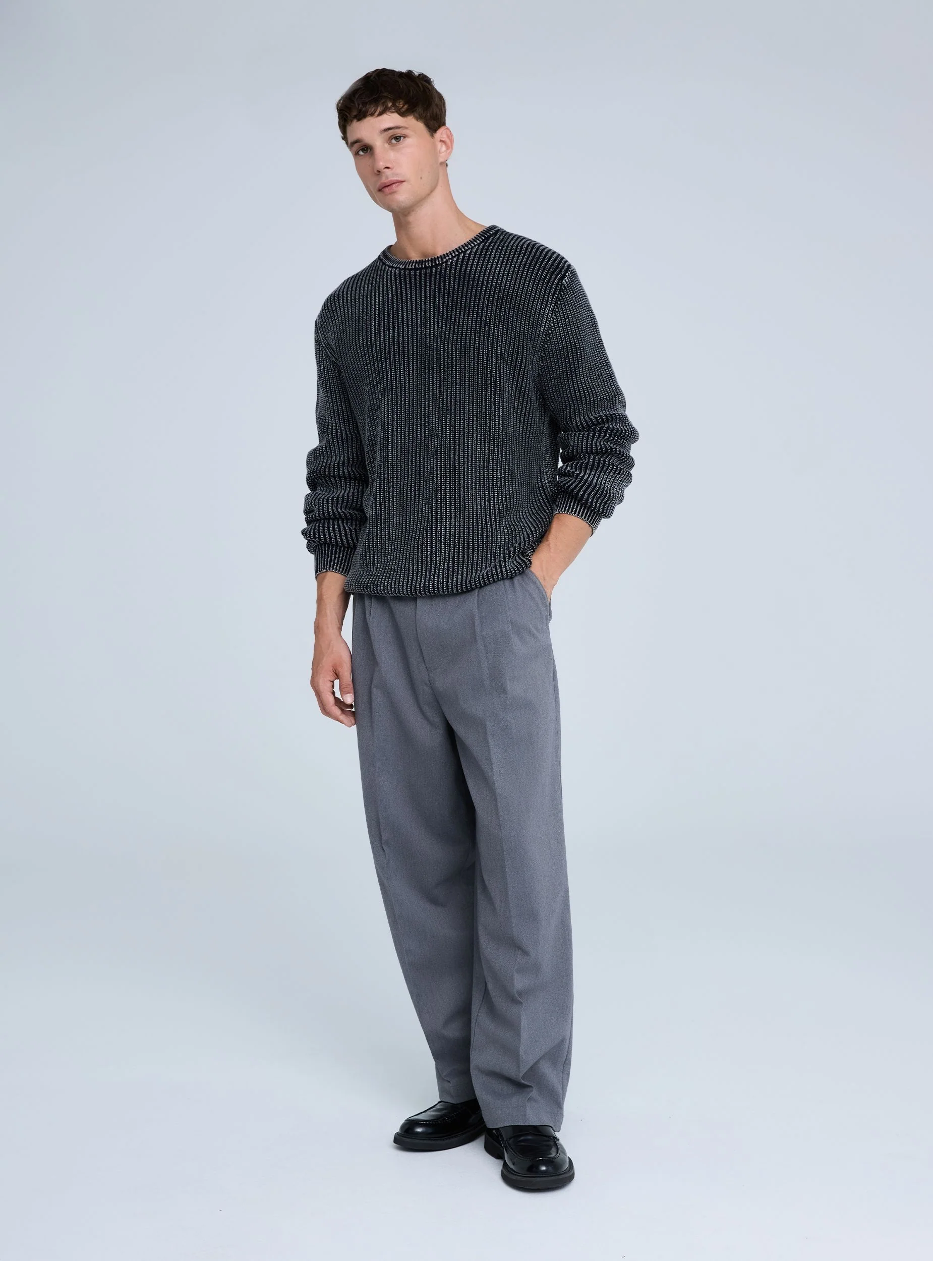Pantaloni superbaggy con pinces - Image 2