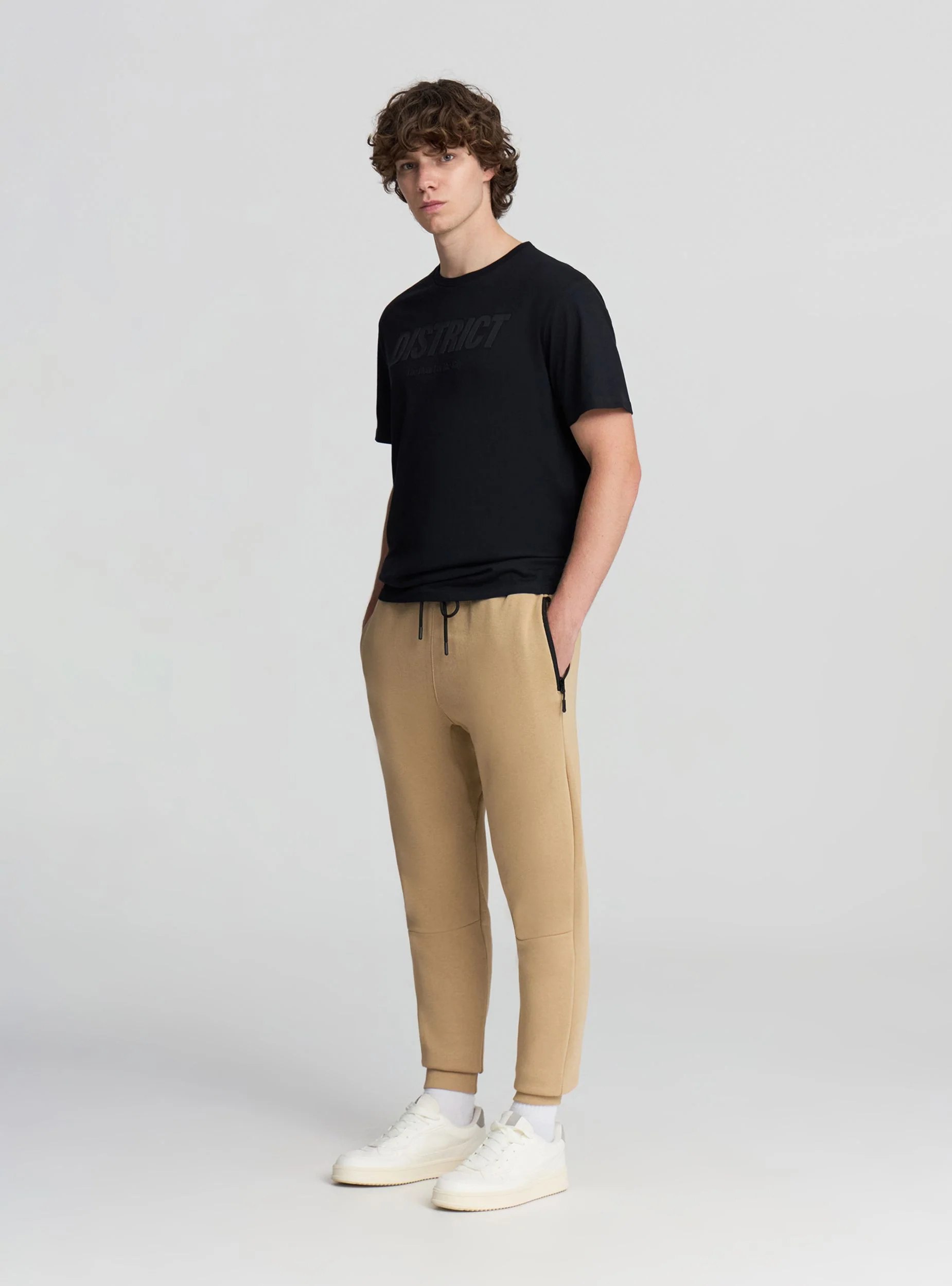 Pantaloni tecnici con tasche con zip - Image 3