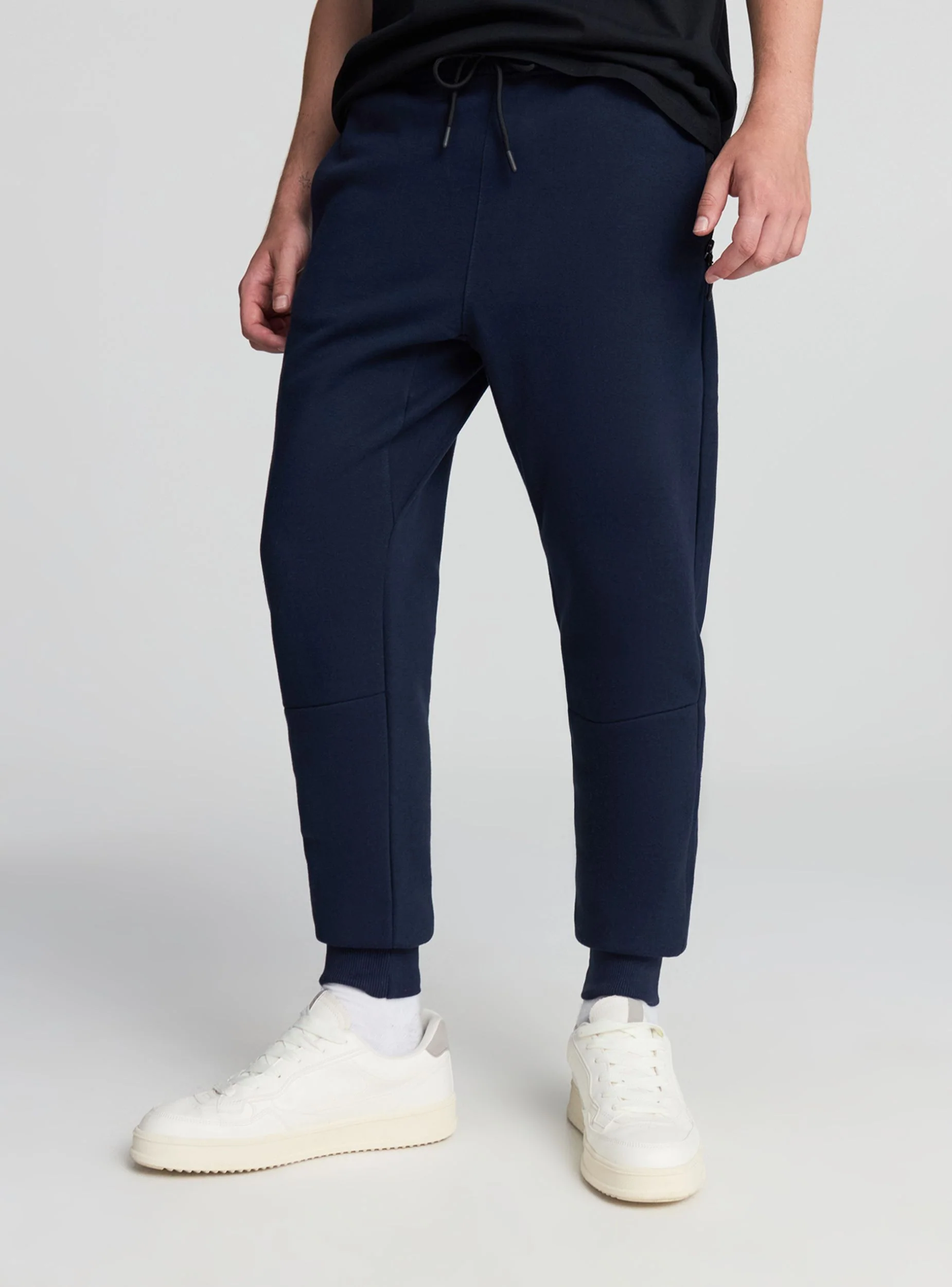 Pantaloni tecnici con tasche con zip - Image 4