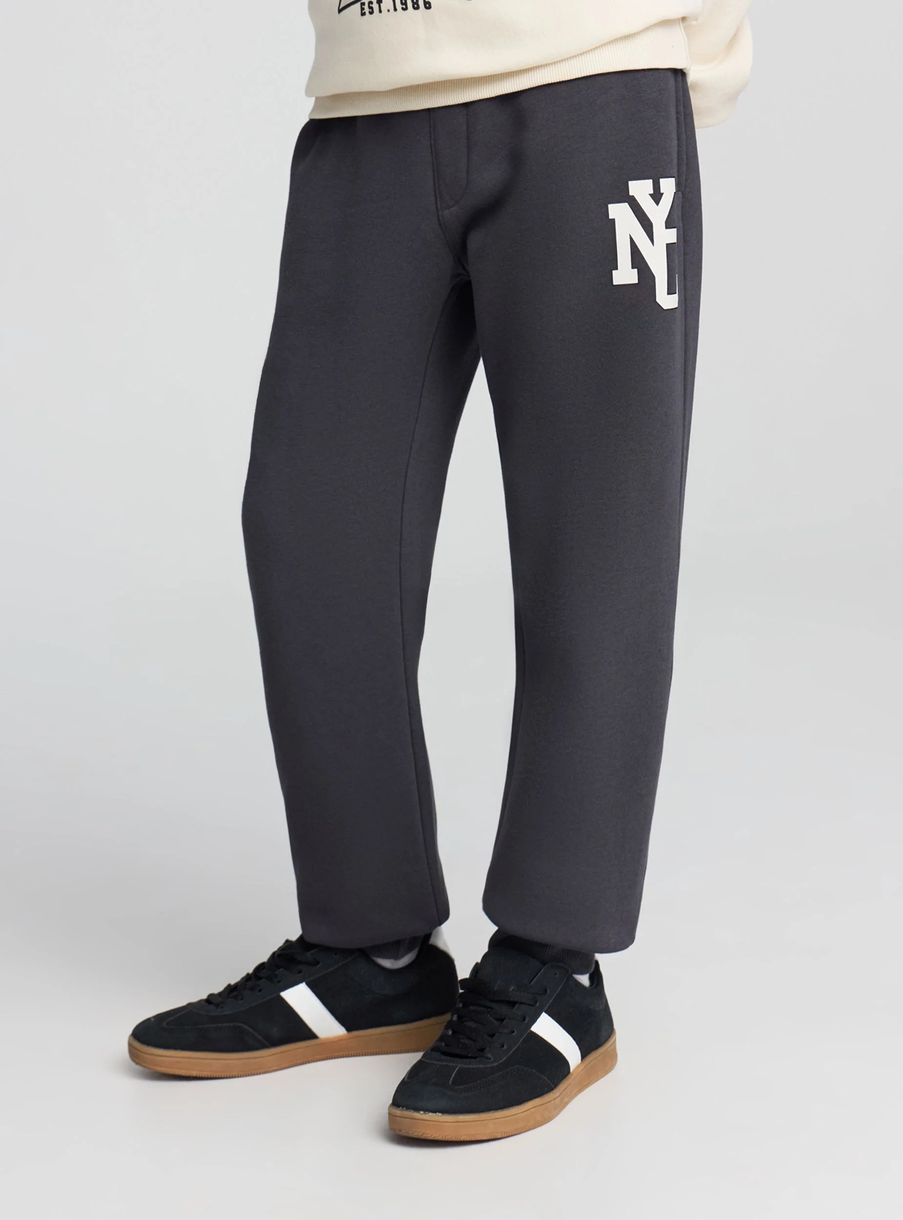 Pantaloni tuta con coulisse e stampa