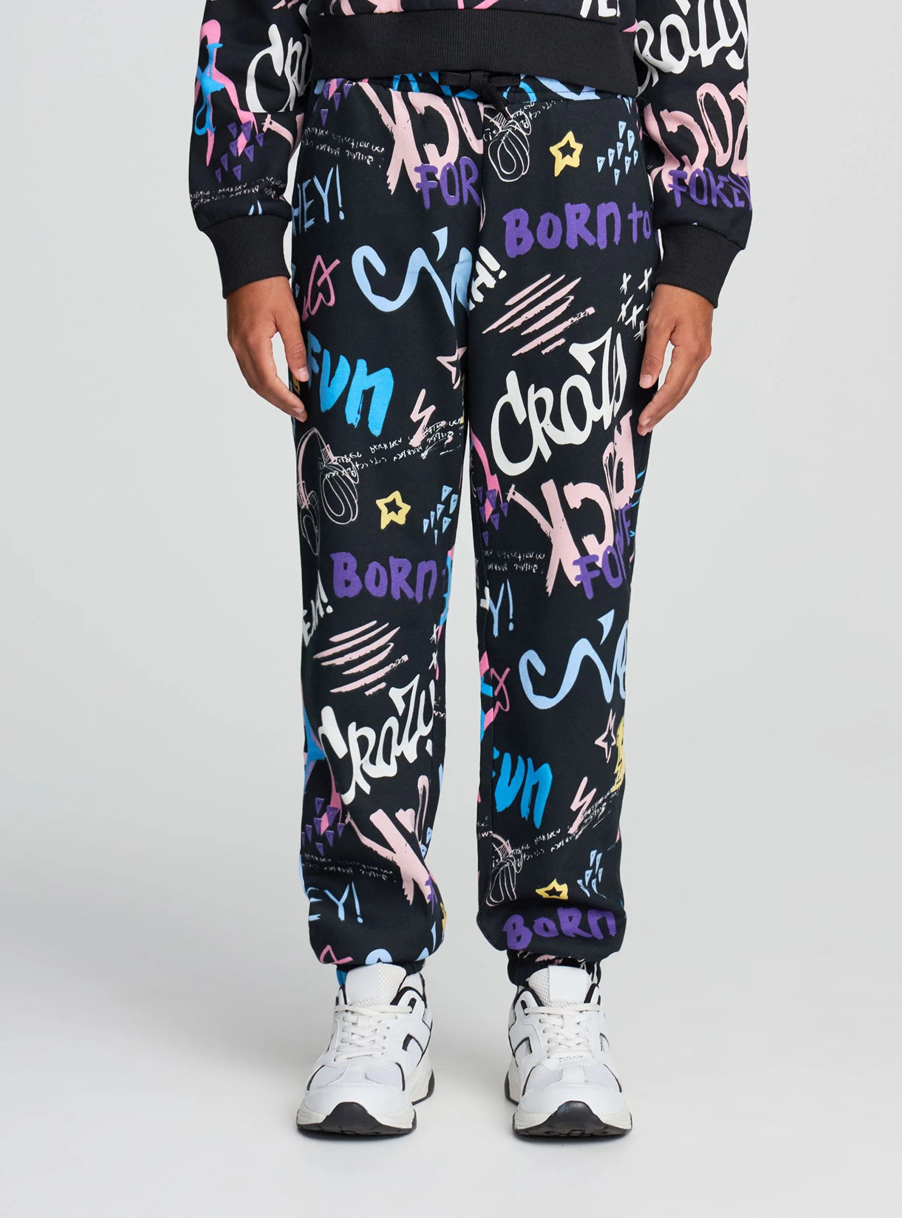 Pantaloni tuta con stampa graffiti - Image 2