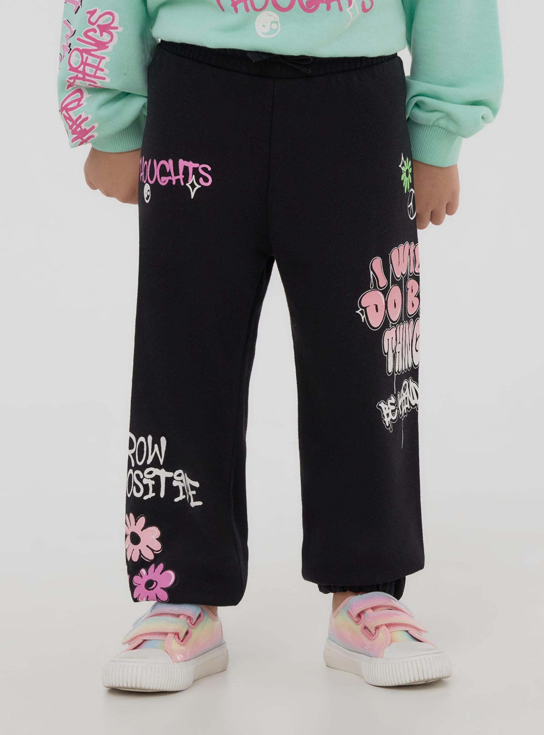 Pantaloni tuta con stampe stile graffiti - Image 2