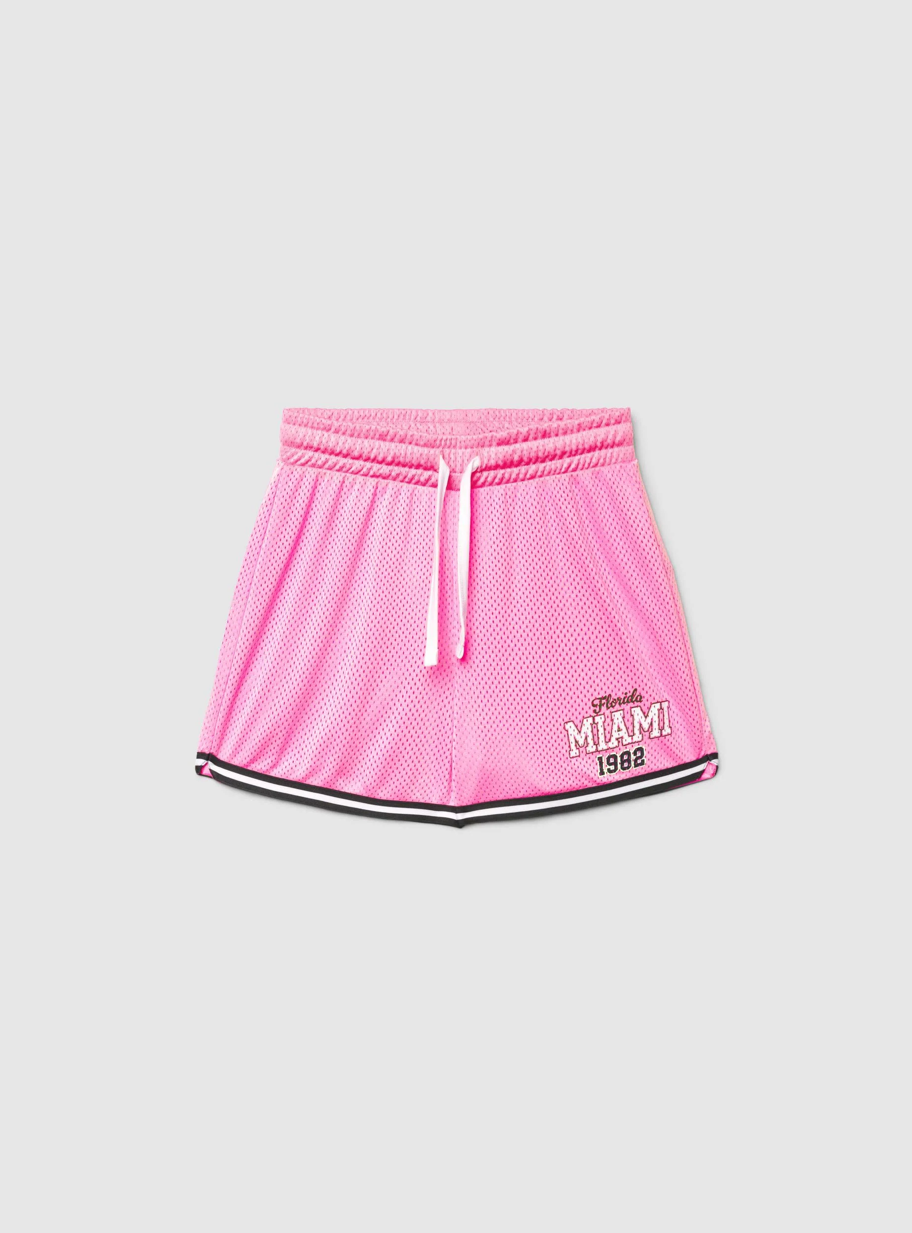 Pantaloni tuta corti con stampa college basket - Image 4