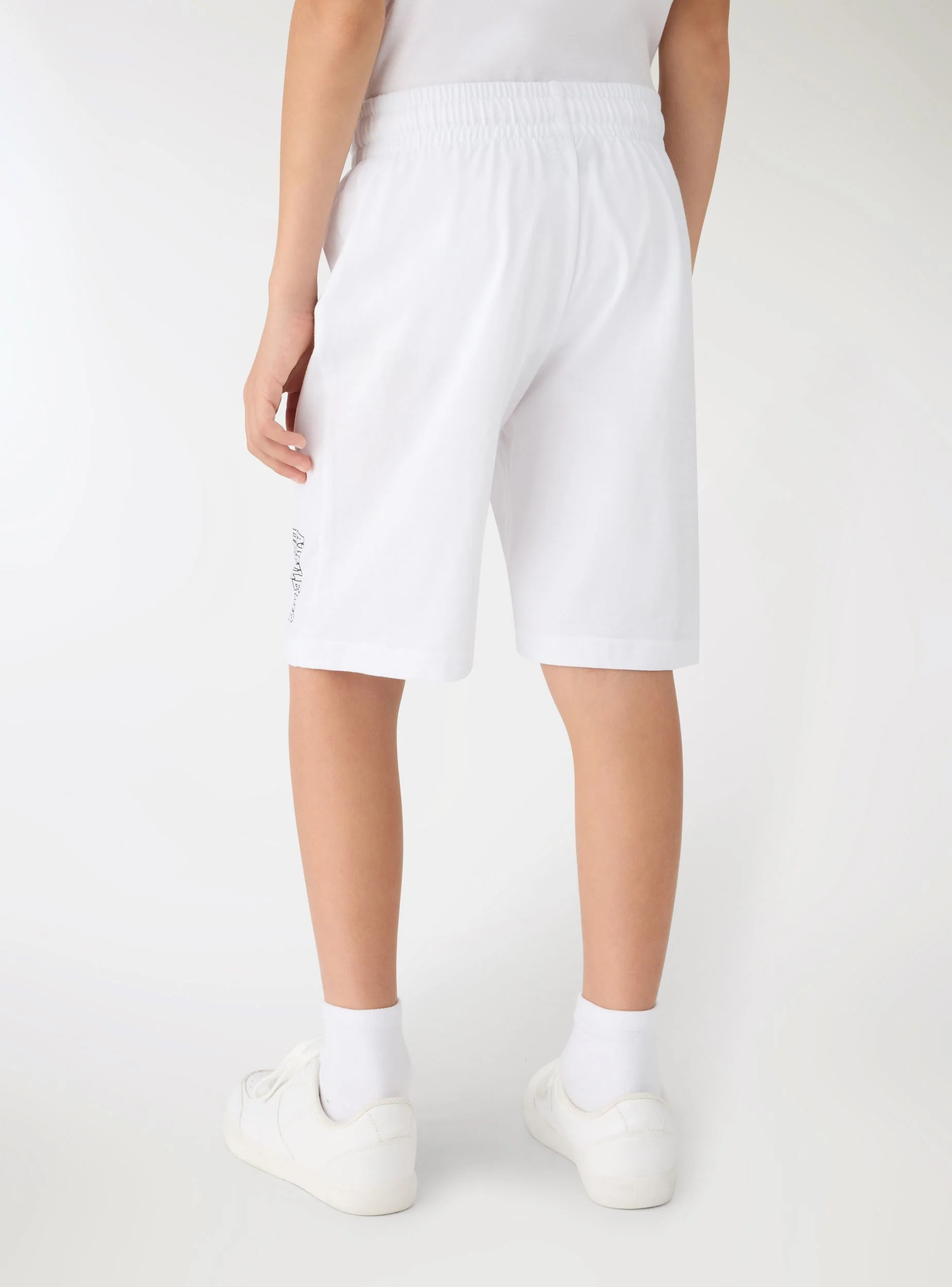 Pantaloni tuta corti con stampa lettering - Image 4