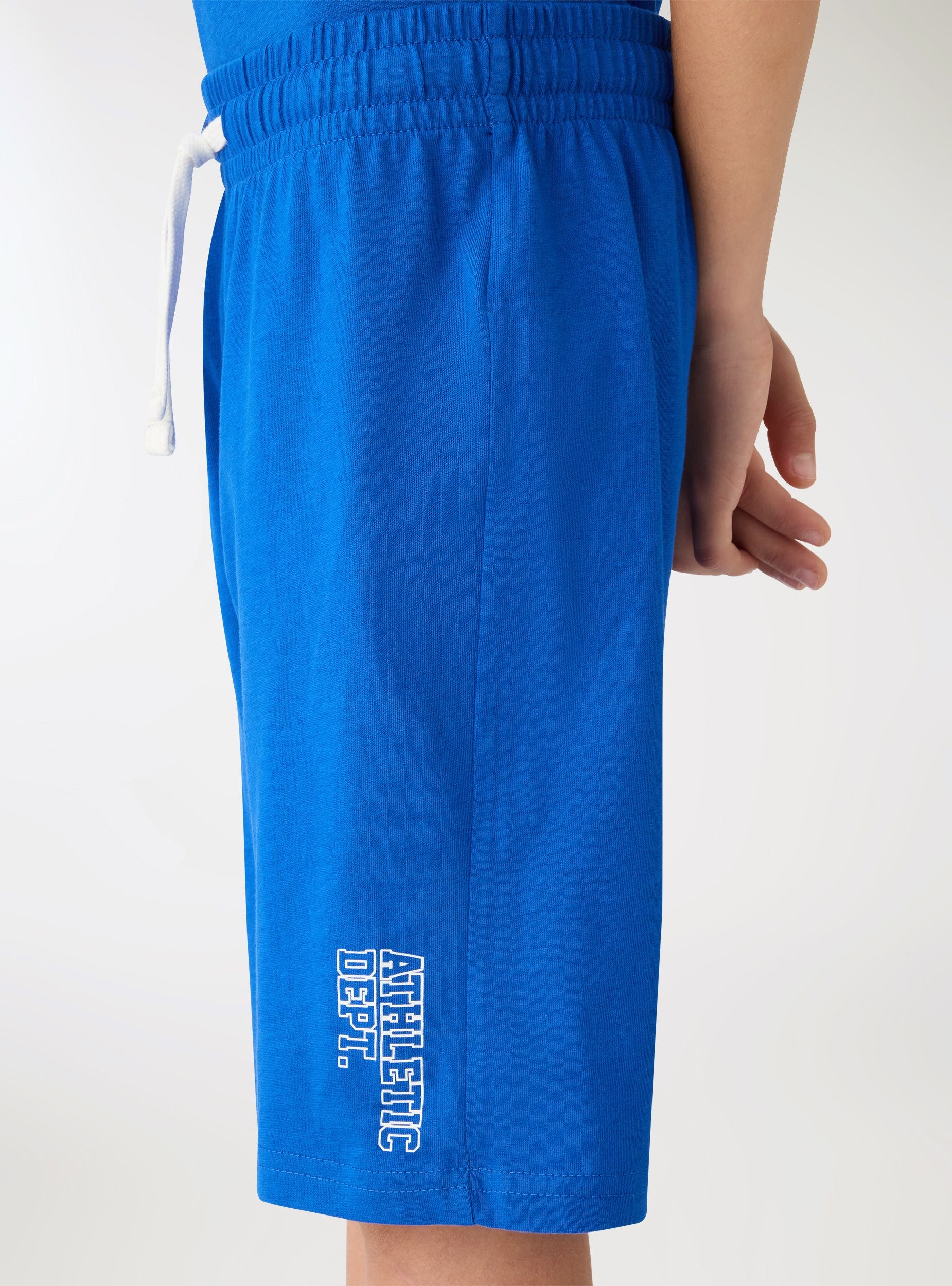 Pantaloni tuta corti con stampa lettering - Image 4