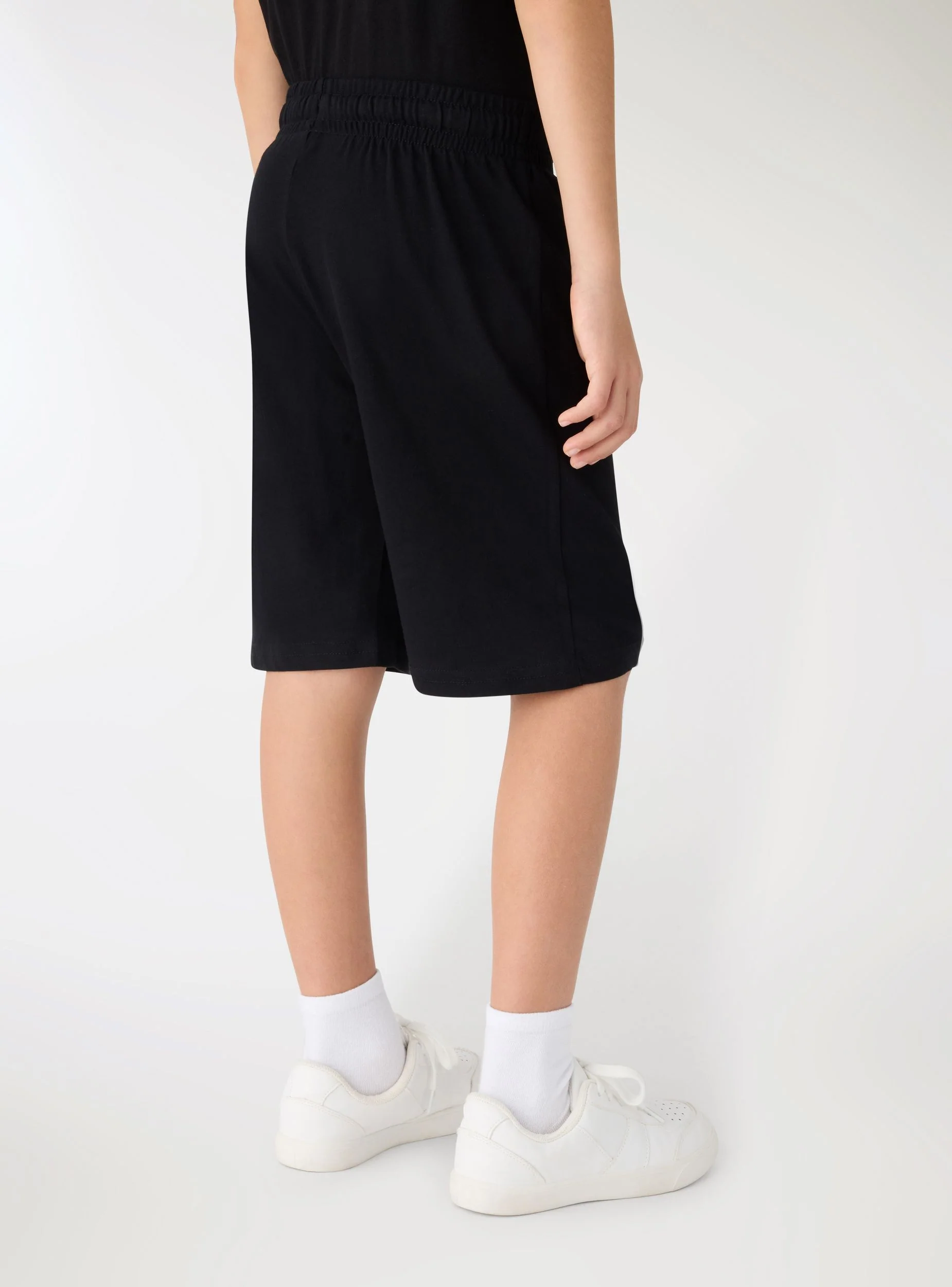 Pantaloni tuta corti con stampa lettering - Image 3