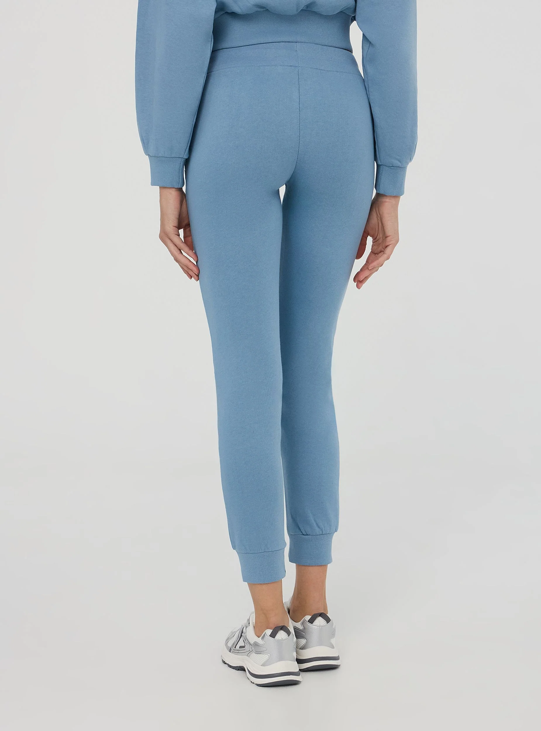 Pantaloni tuta leggeri con polsini e coulisse - Image 3