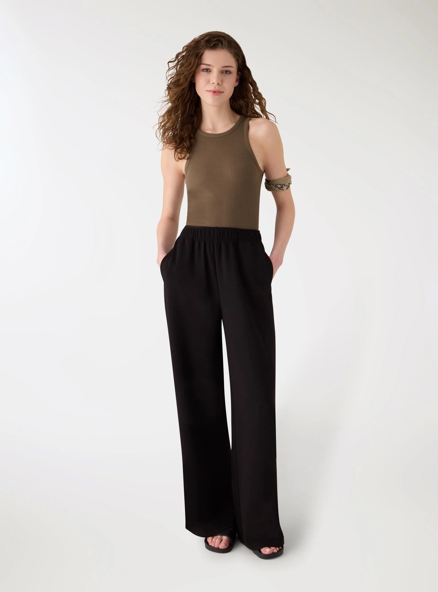 Pantaloni tuta wide leg a tinta unita - Image 2