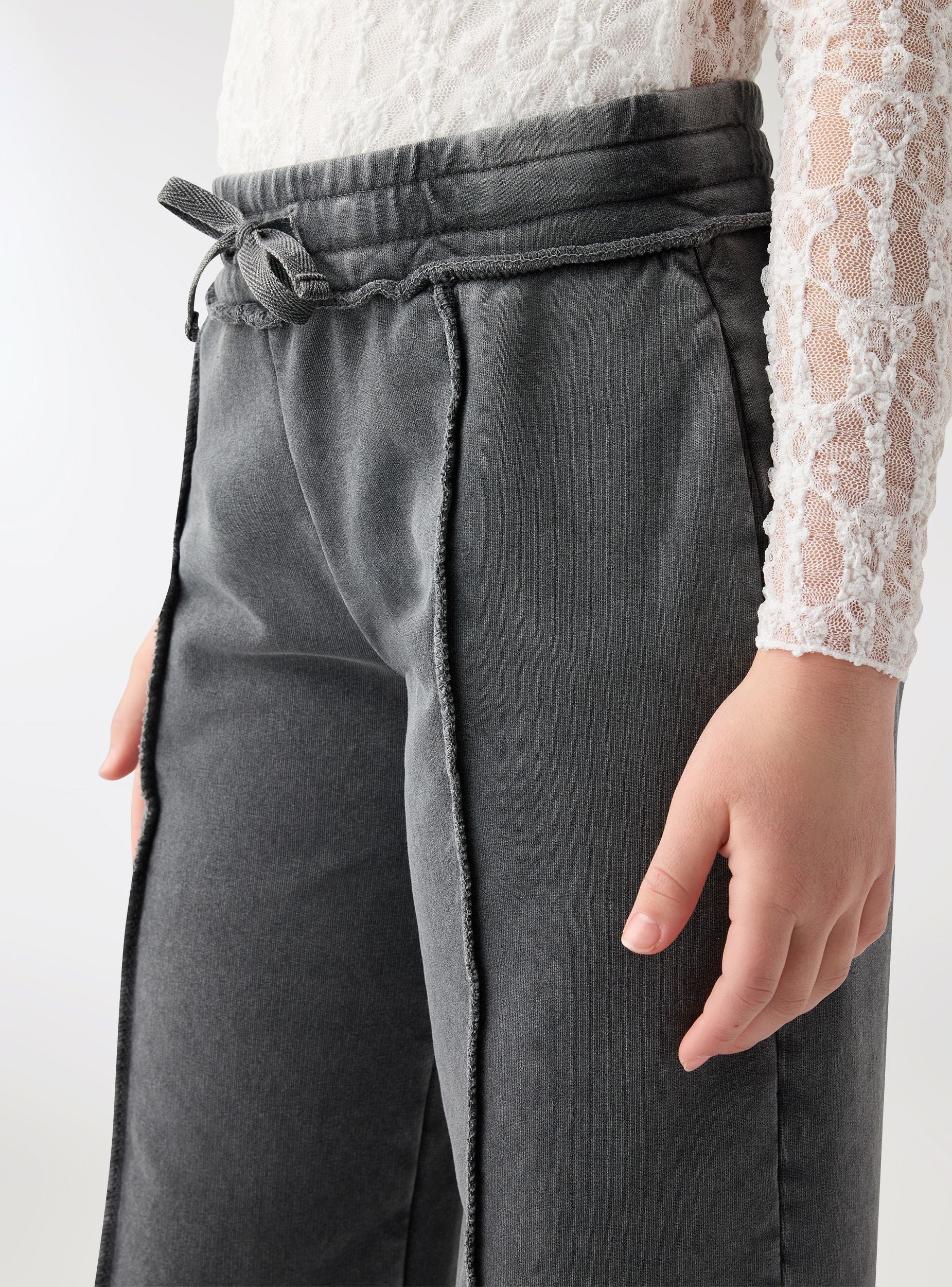 Pantaloni tuta wide leg con nervatura - Image 4
