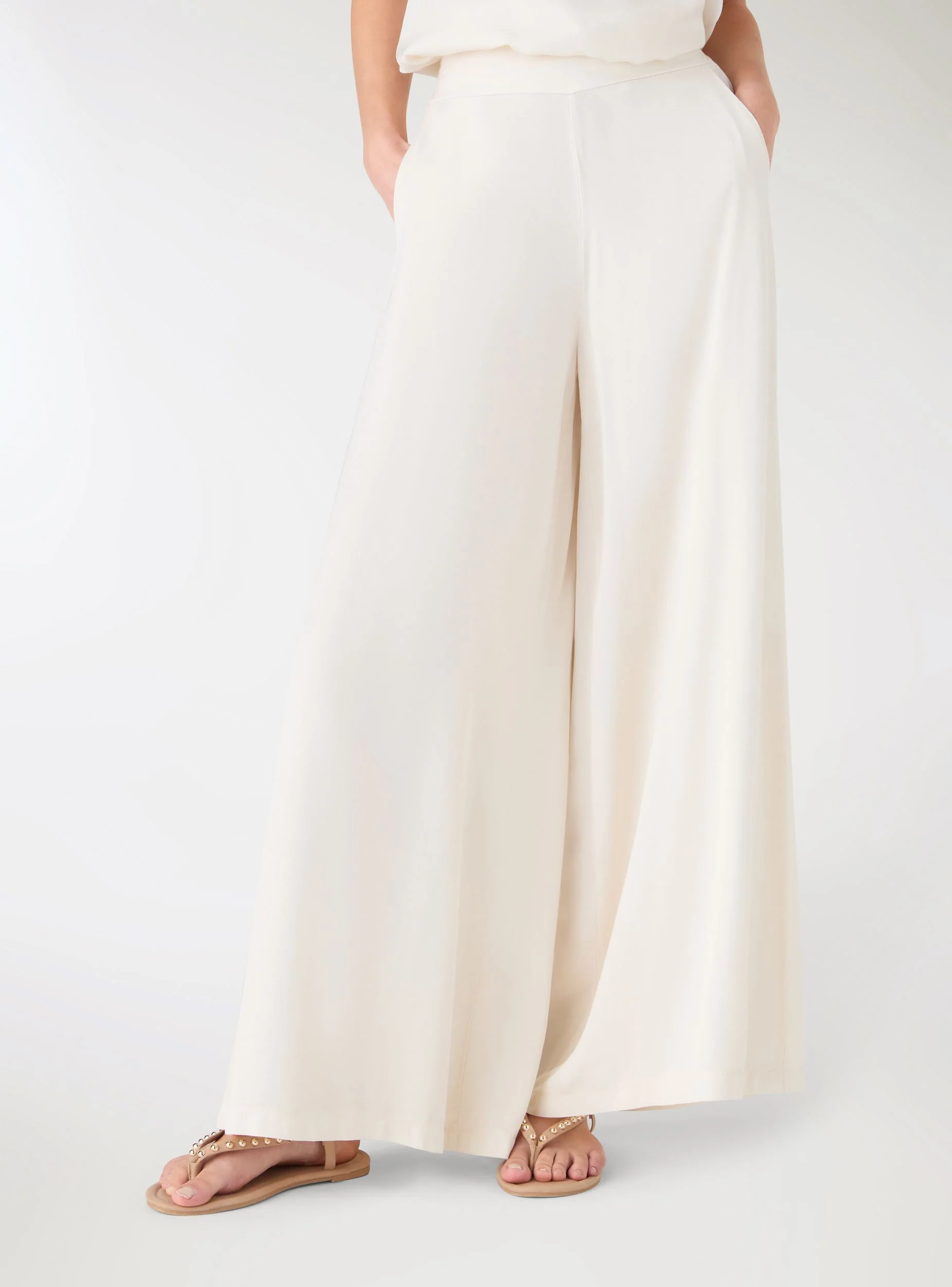 Pantaloni wide leg a tinta unita con vita elasticizzata - Image 2