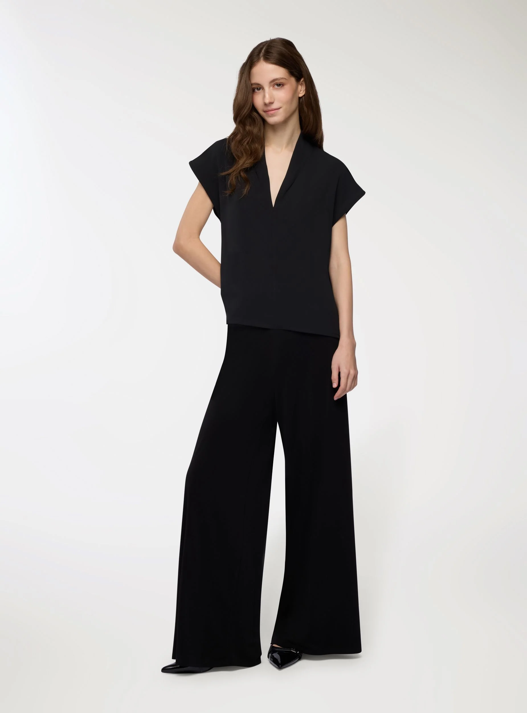 Pantaloni wide leg a tinta unita - Image 4