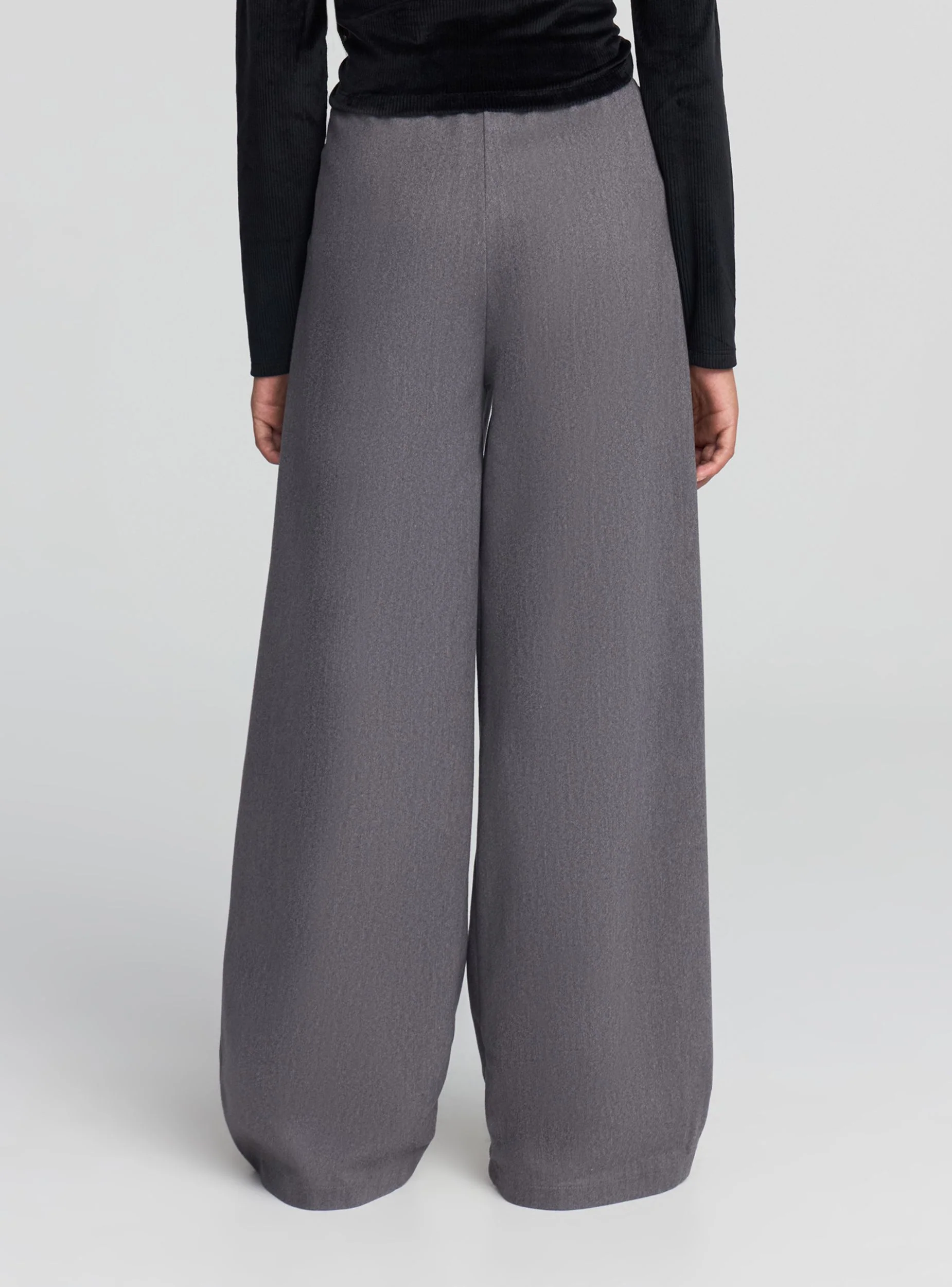 Pantaloni wide leg con pince
