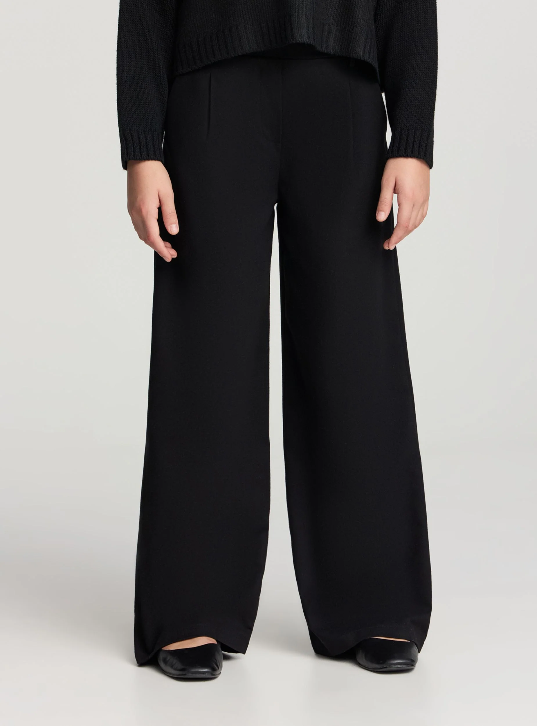 Pantaloni wide leg con pince - Image 3