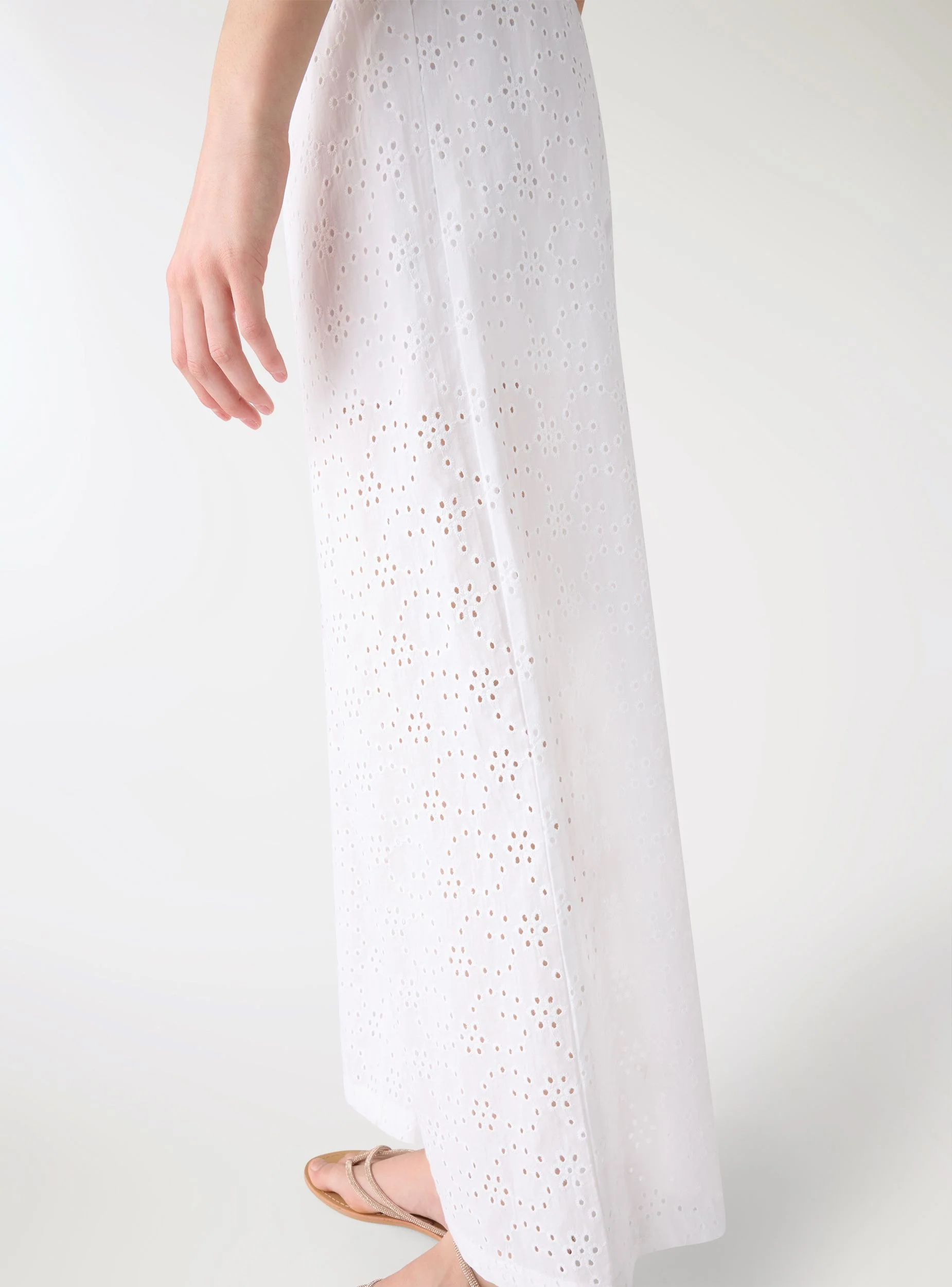 Pantaloni wide leg crop sangallo con cintura