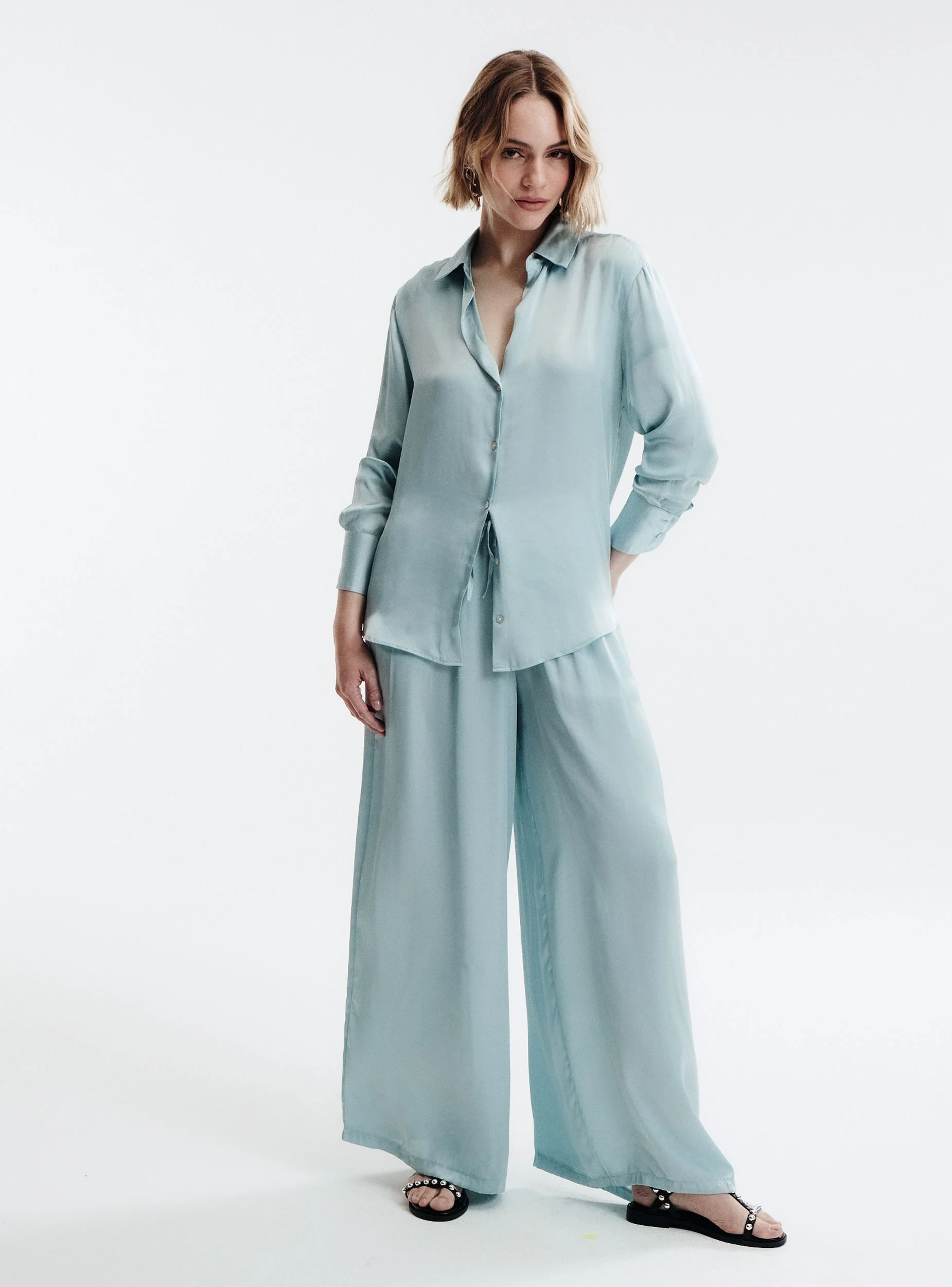 Pantaloni wide leg effetto raso con coulisse - Image 8