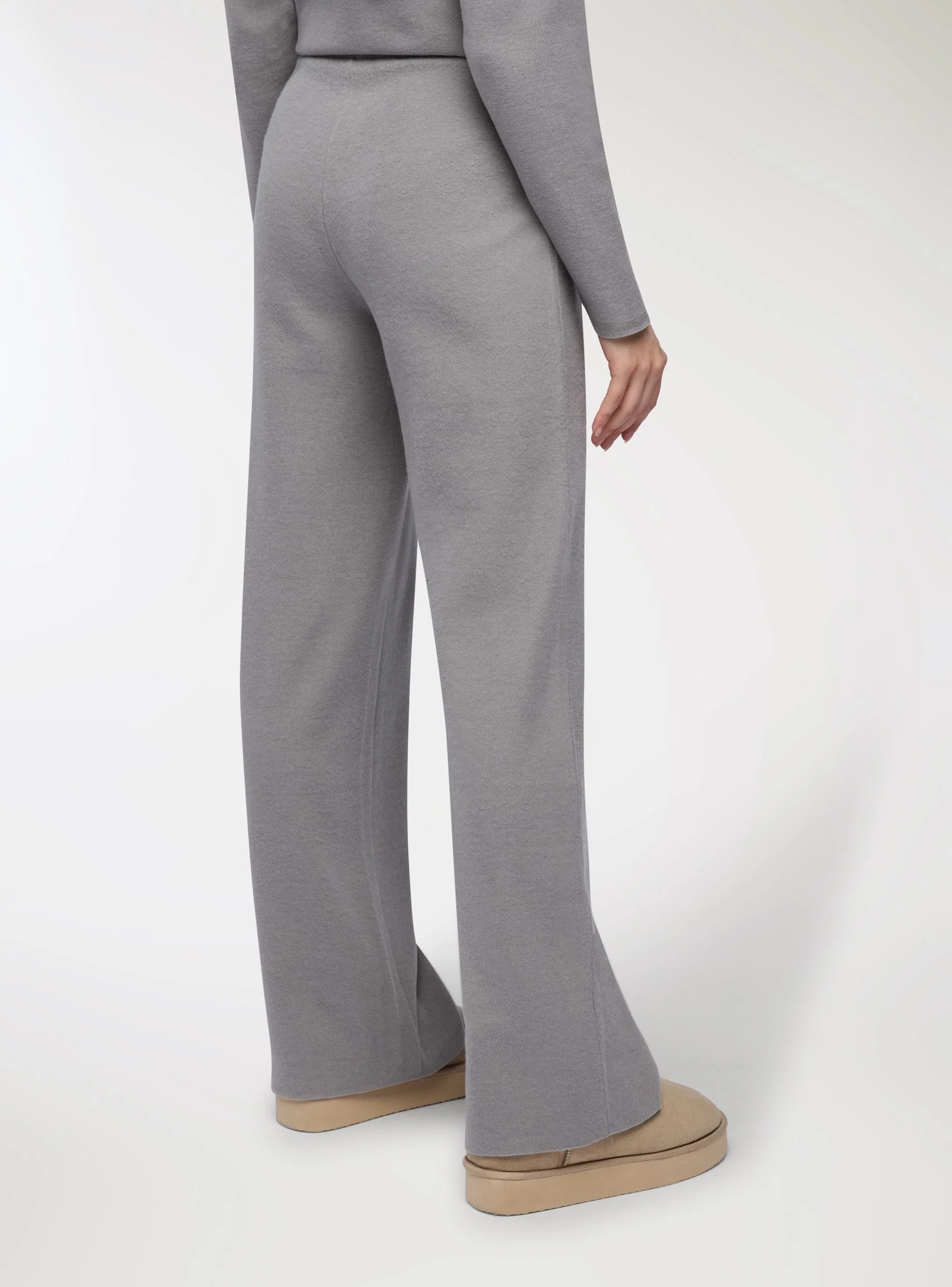 Pantaloni wide leg in maglia