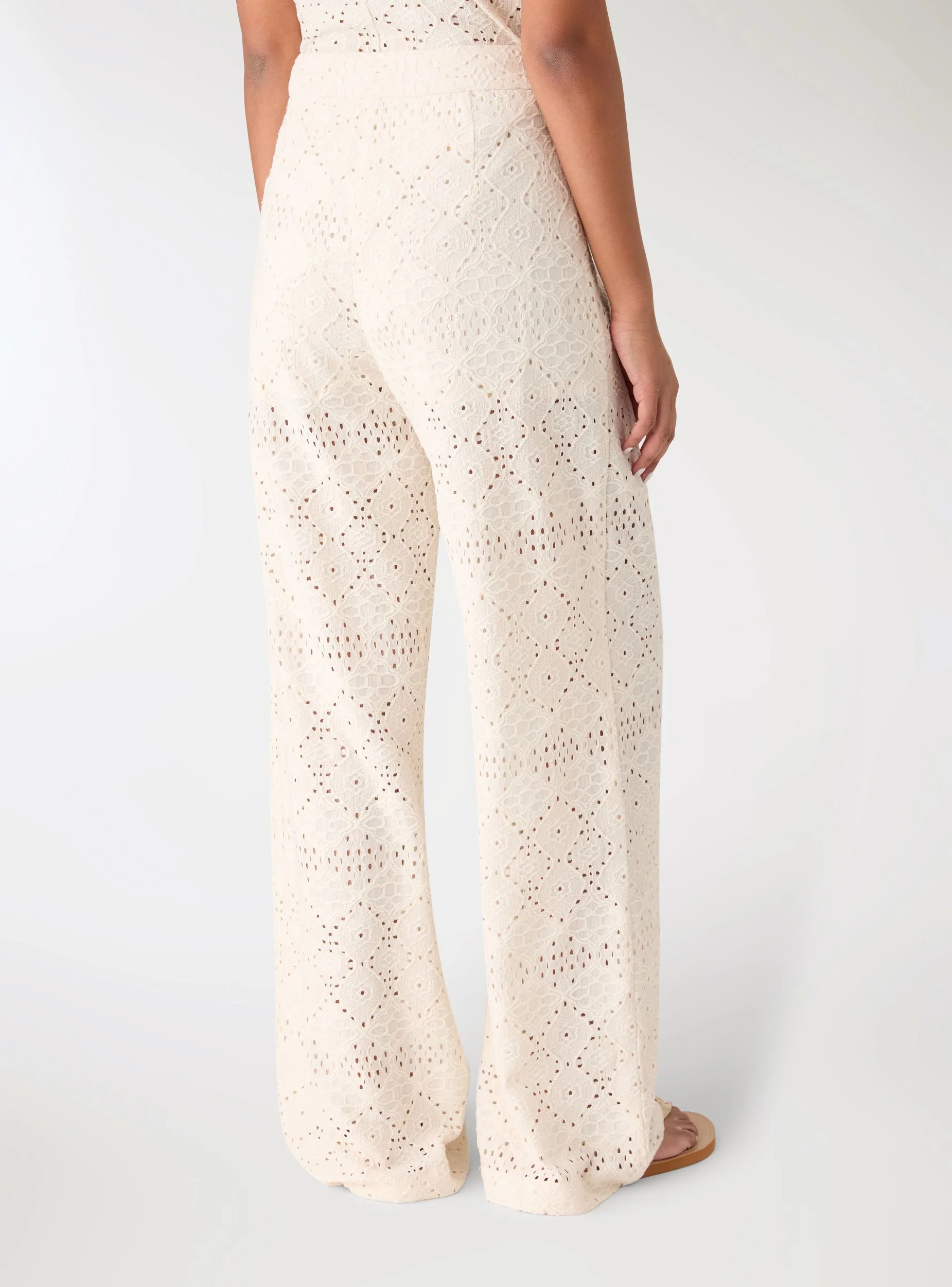 Pantaloni wide leg in sangallo