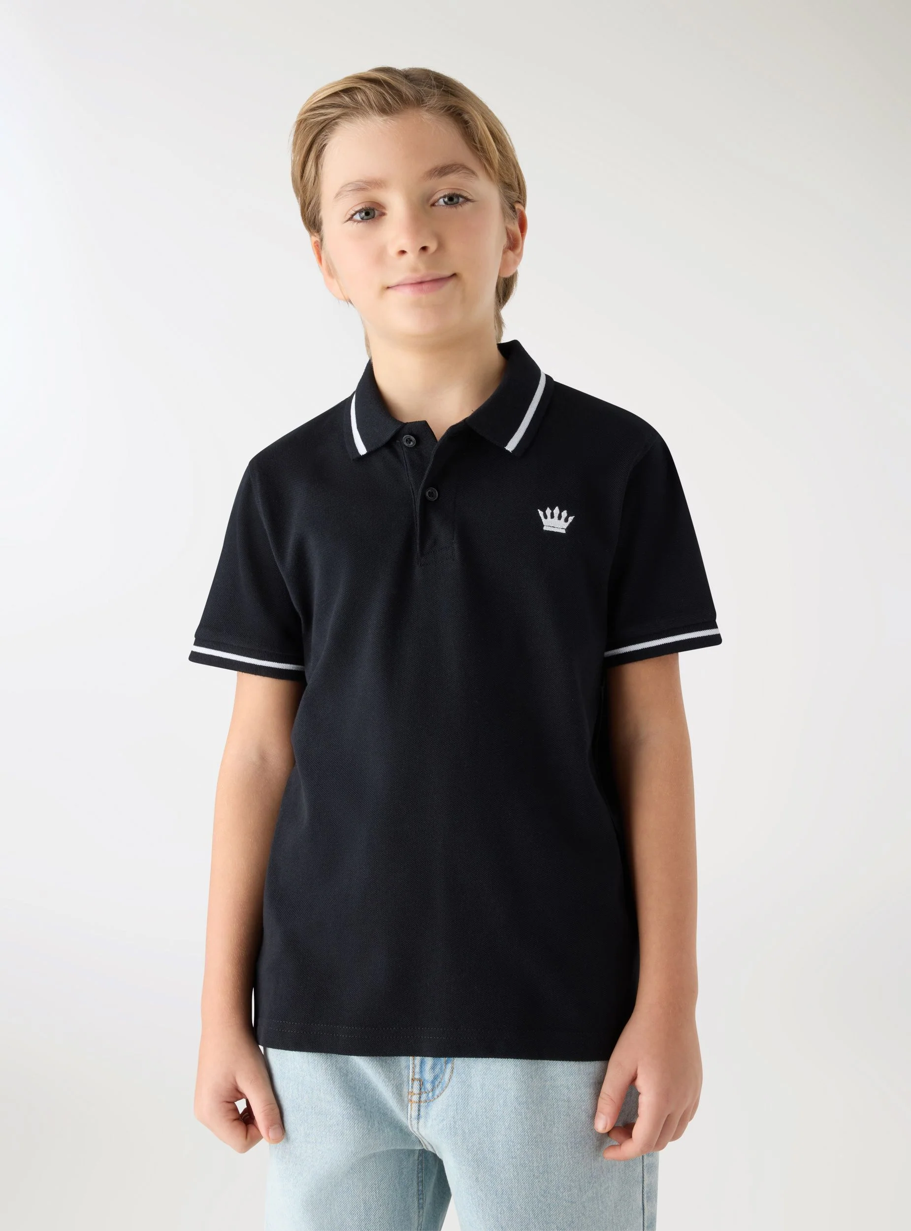 Polo con profili a contrasto e ricamo - Image 3