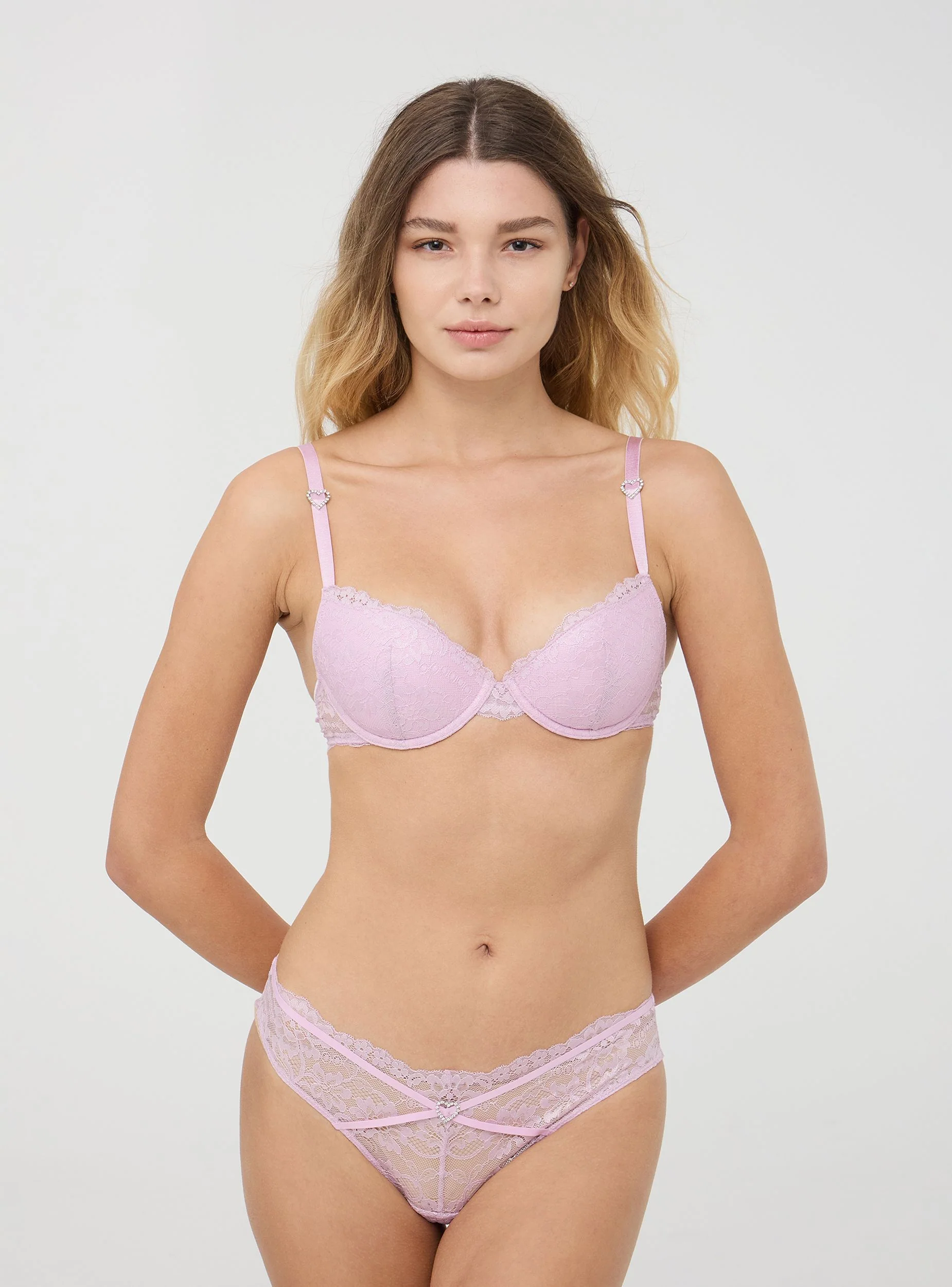 Reggiseno push-up in pizzo luccicante con cuori - Image 3