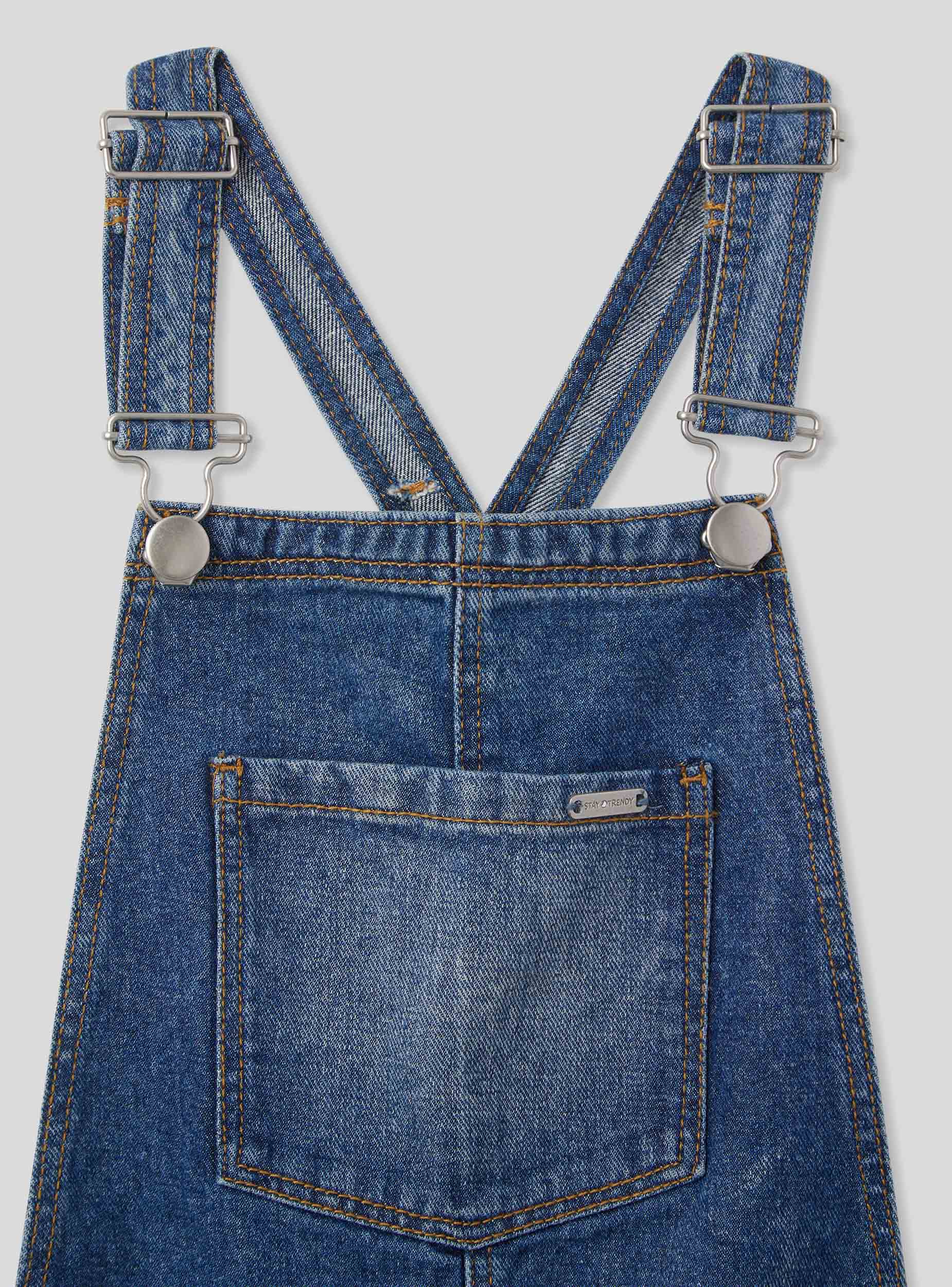 Salopette in jeans medio con strappi - Image 5