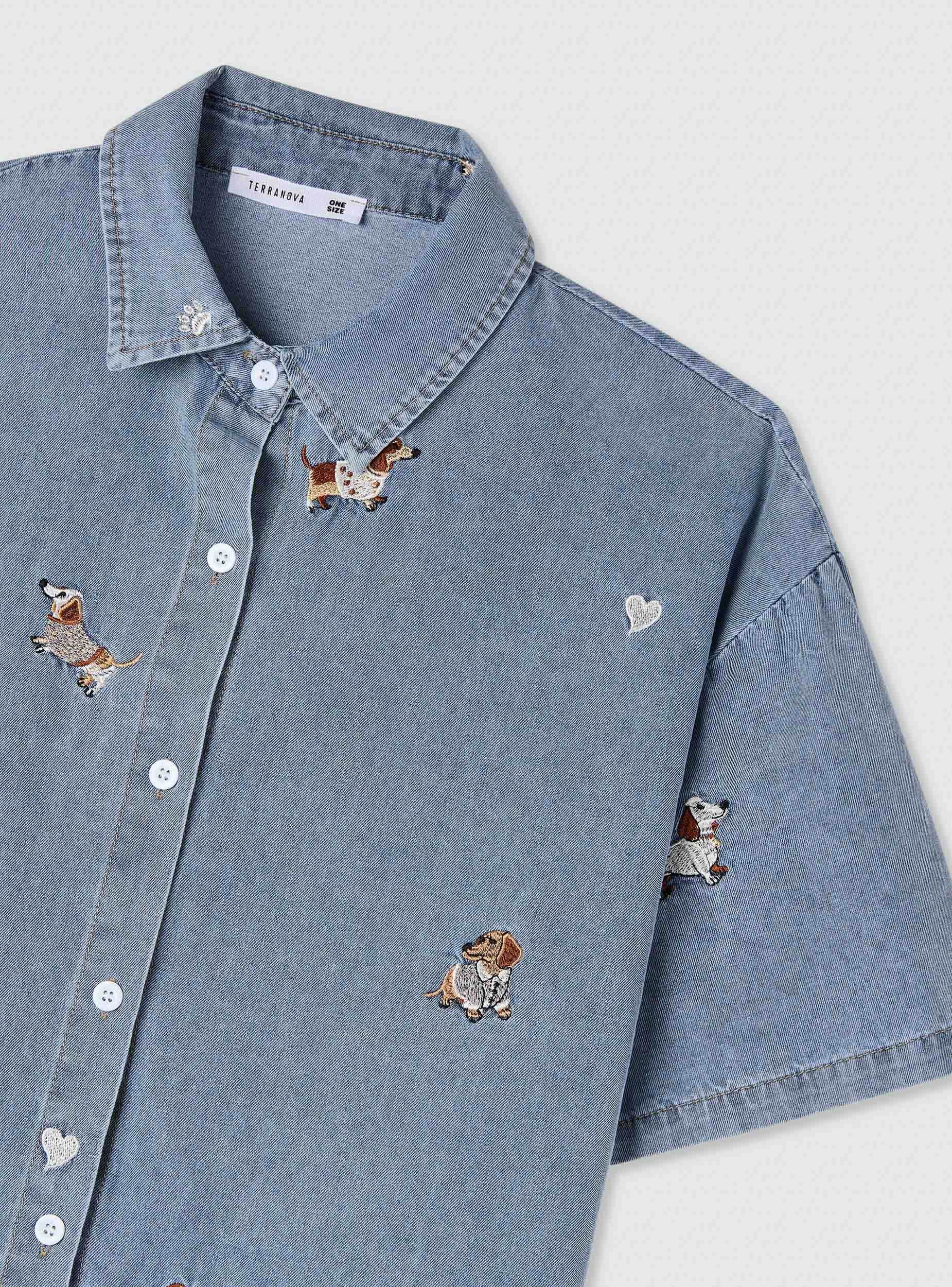 Set pigiama con camicia a maniche corte e shorts con ricami - Image 2