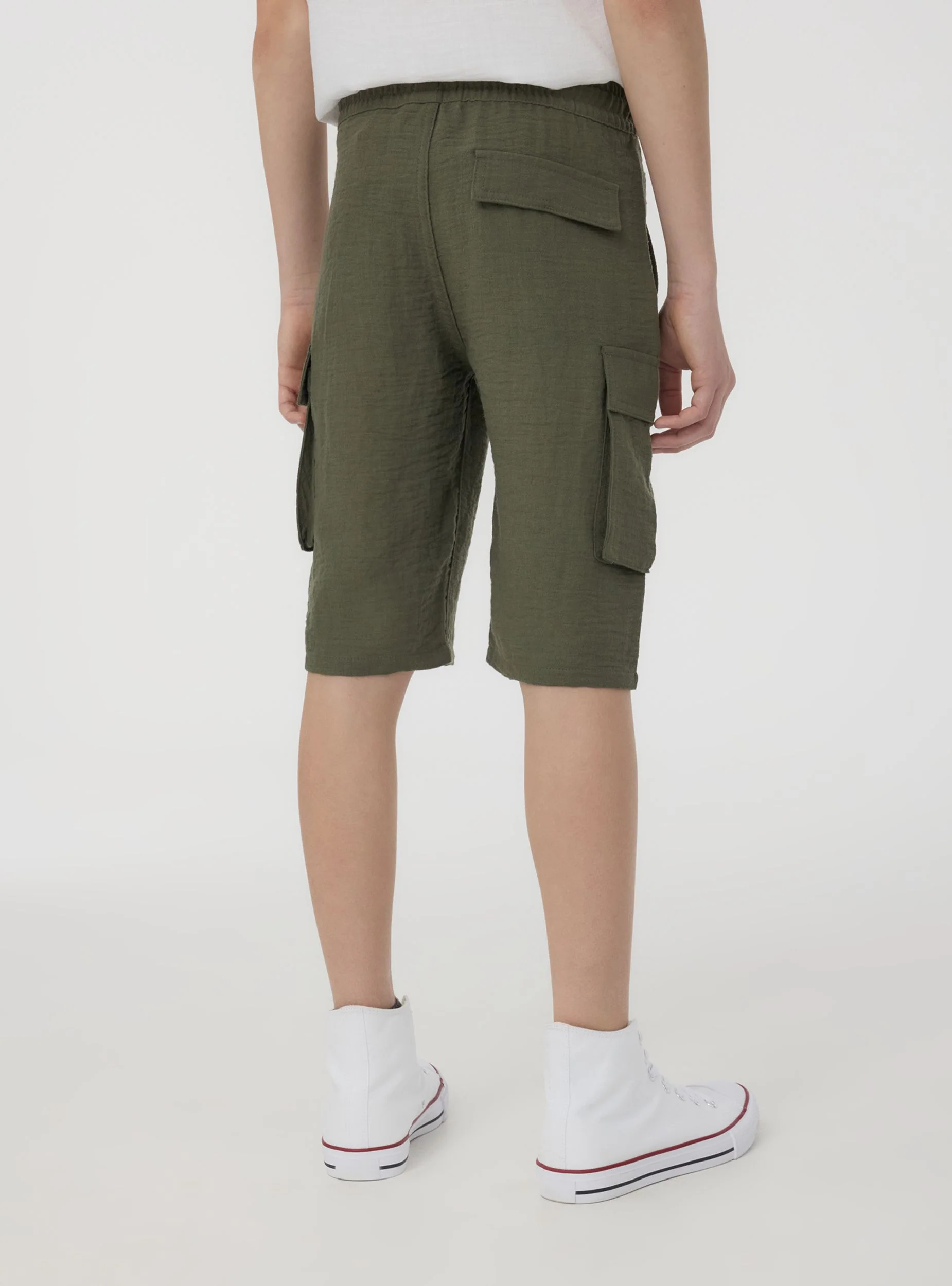 Shorts cargo con tasche - Image 2