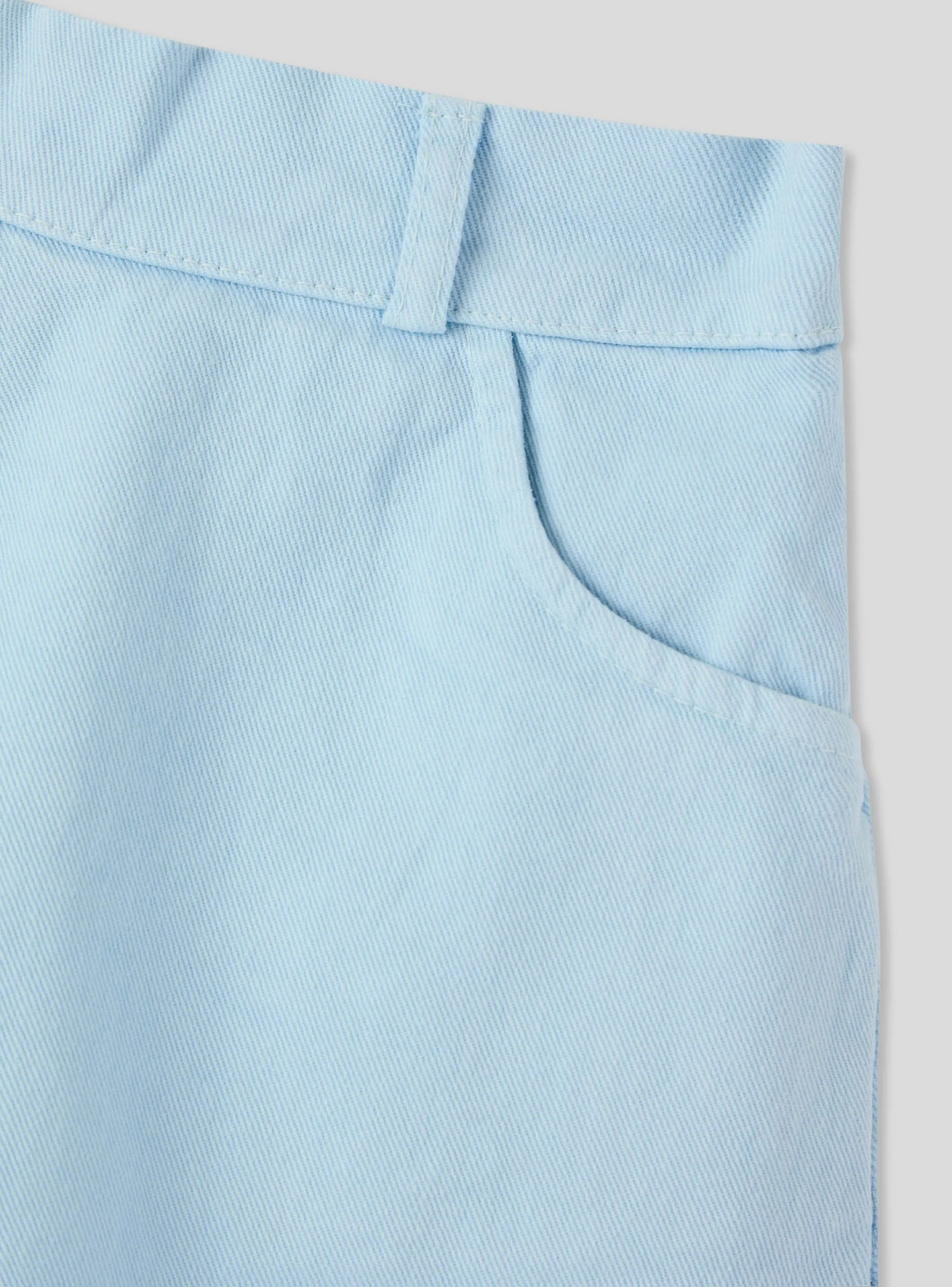 Shorts con orlo sfrangiato - Image 3