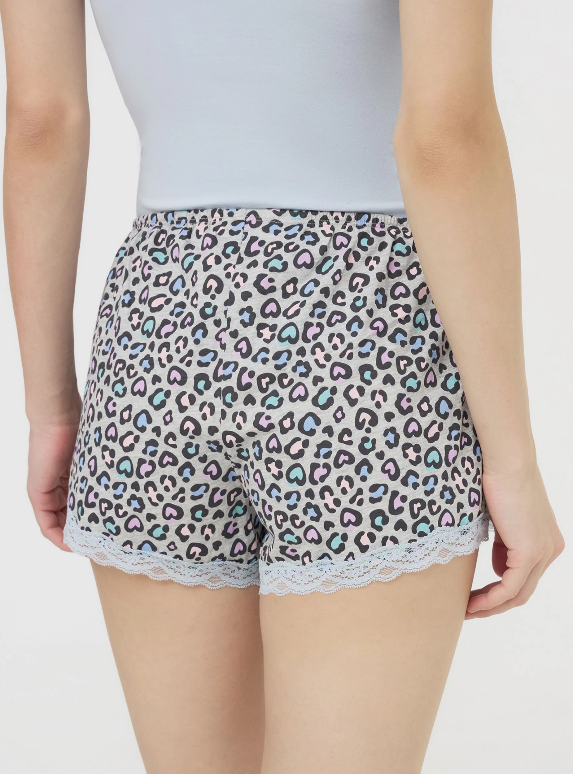 Shorts del pigiama maculati con pizzo - Image 3