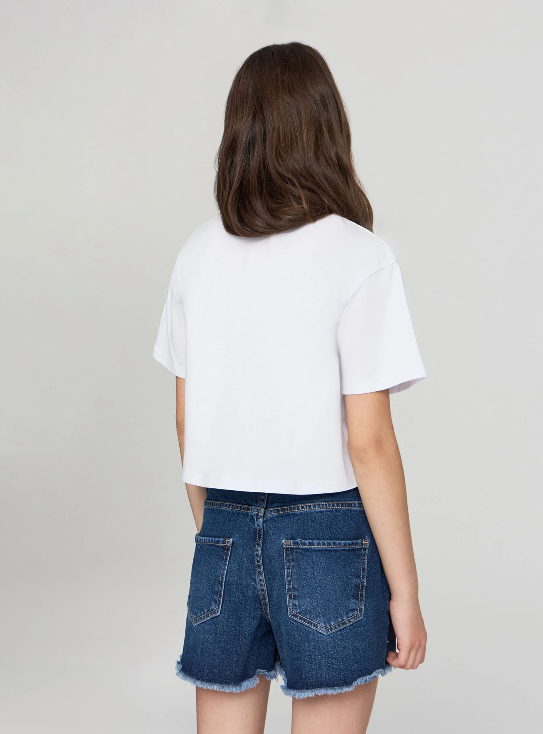 Shorts denim con strass e orlo sfrangiato - Image 2