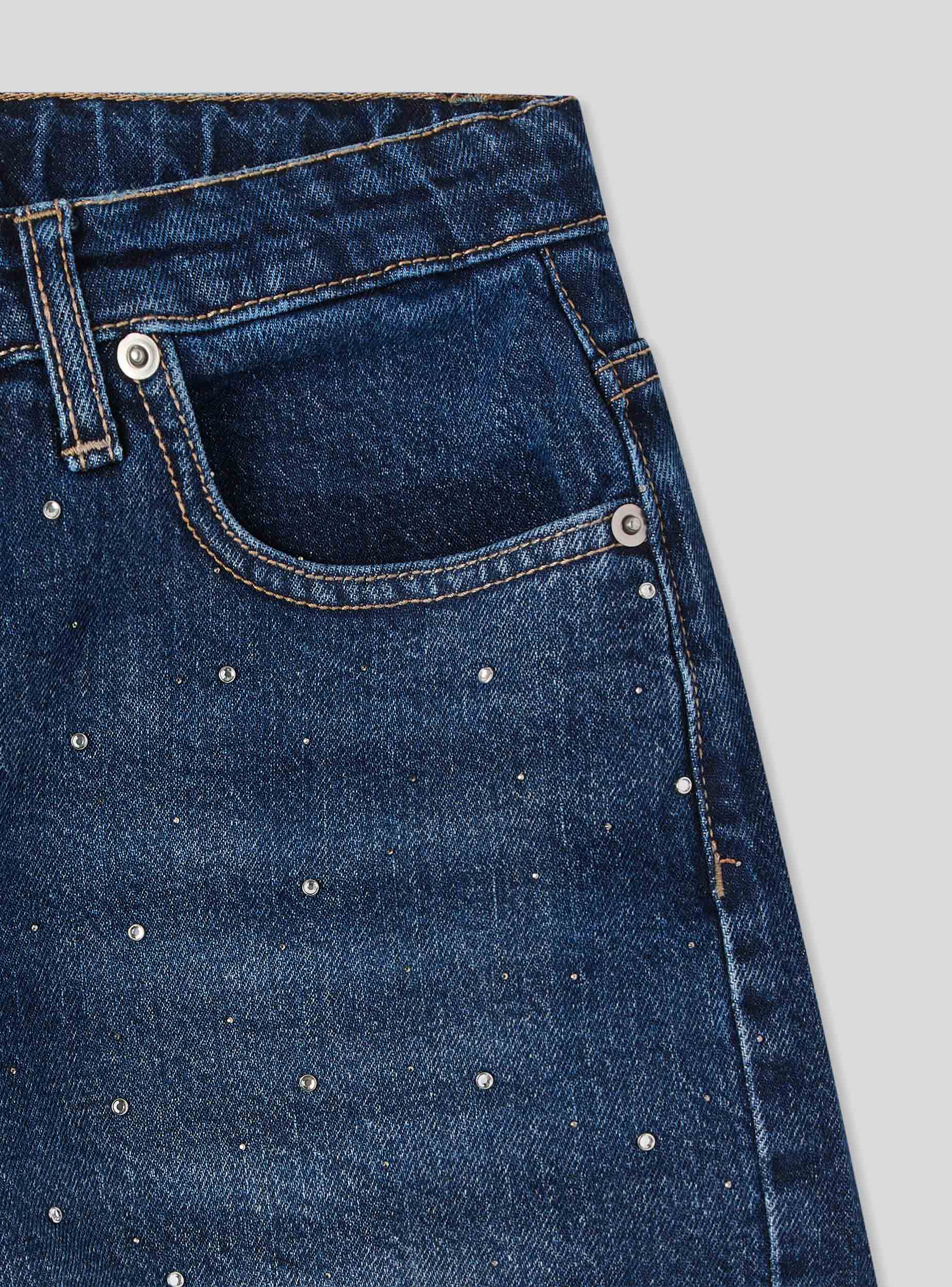 Shorts denim con strass e orlo sfrangiato - Image 4