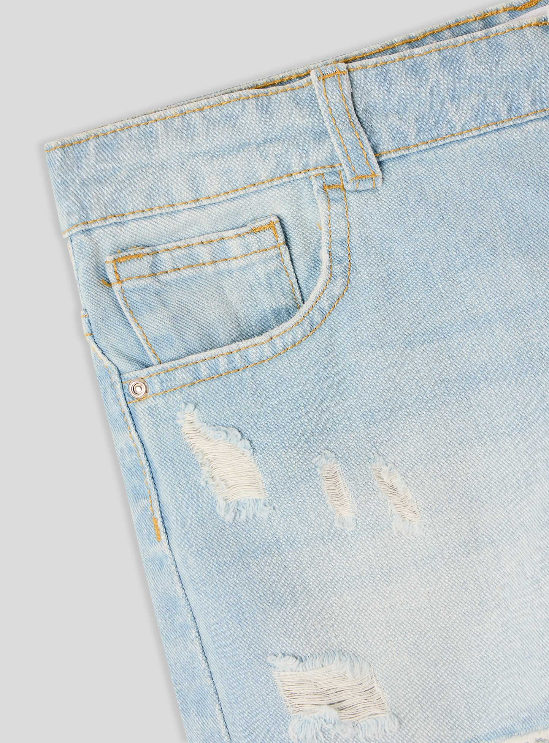 Shorts di jeans chiari con strappi - Image 5