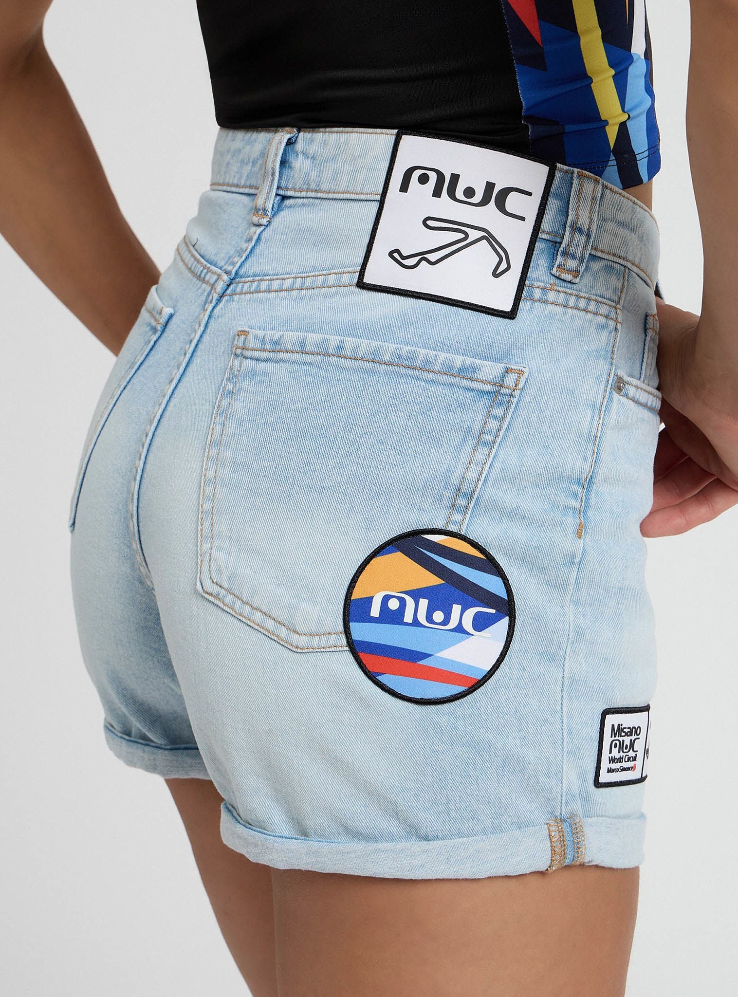 Shorts di jeans con patch MWC - Image 7