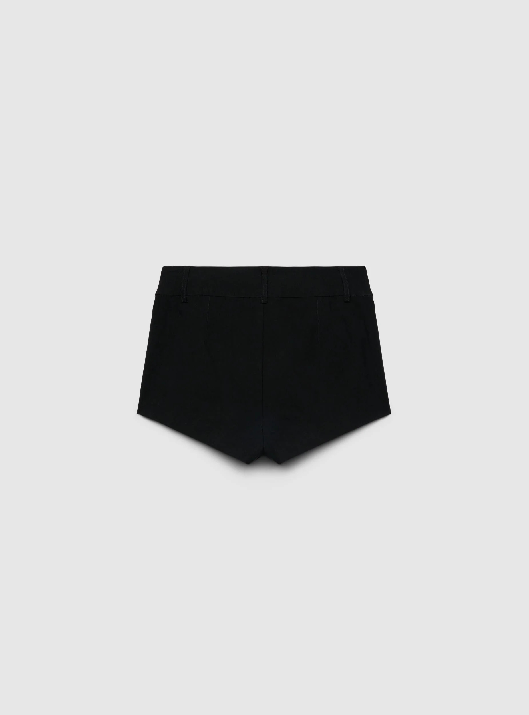 Shorts hot pants a tinta unita con doppio bottone - Image 2