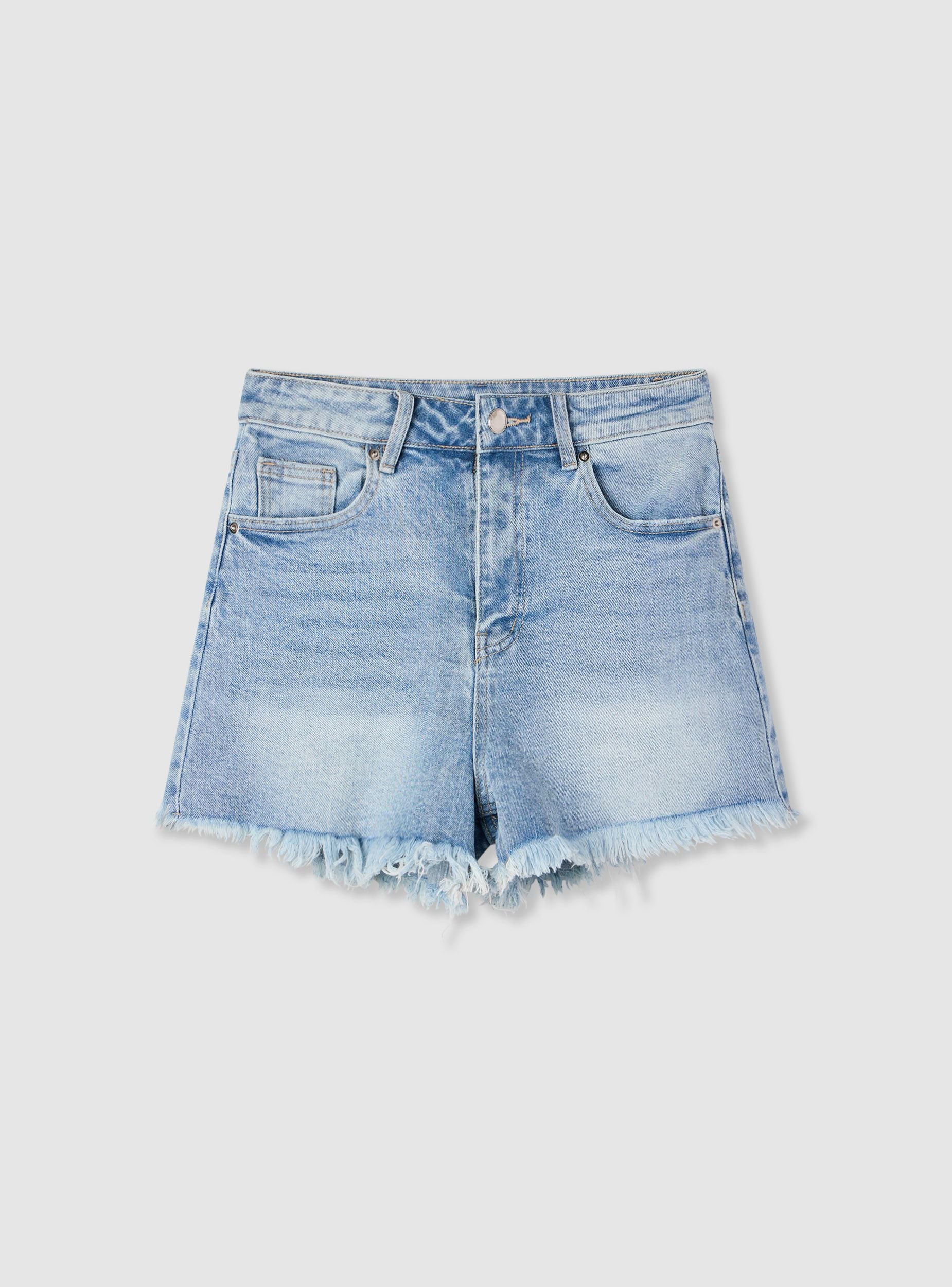 Shorts jeans con applicazioni a stella