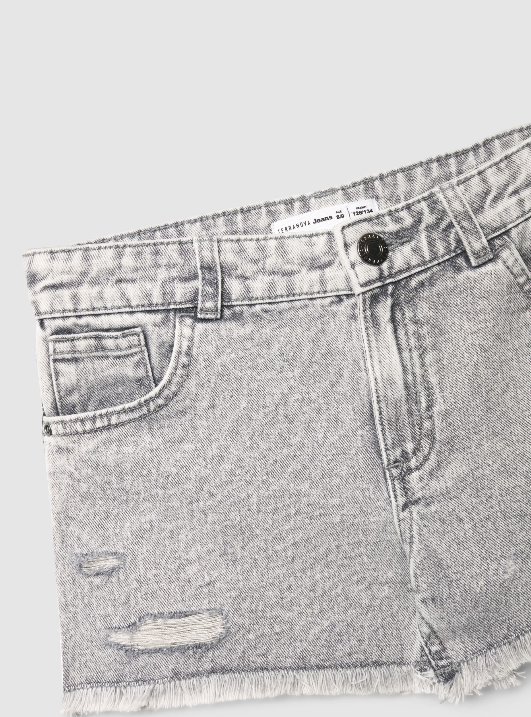 Shorts jeans con strappi e orlo sfrangiato - Image 7