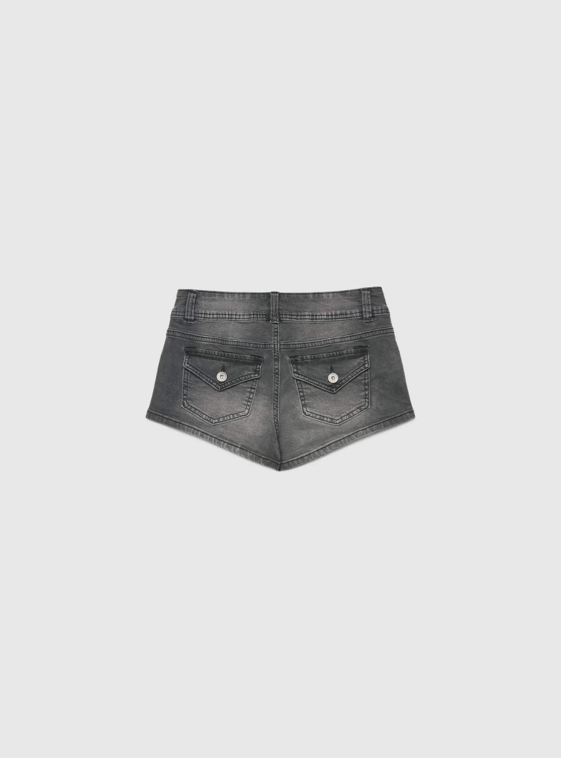 Shorts jeans vita bassa con tasche sul retro - Image 7