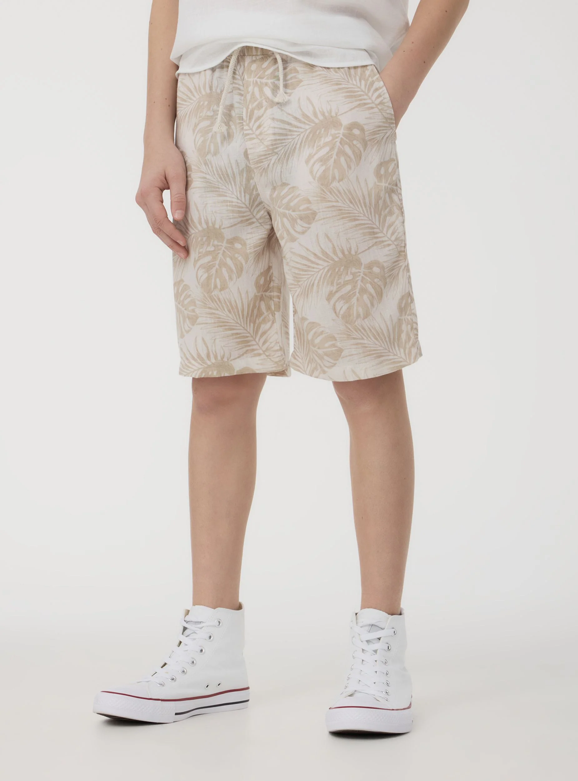 Shorts jogger fantasia foglie tessuto leggero - Image 7