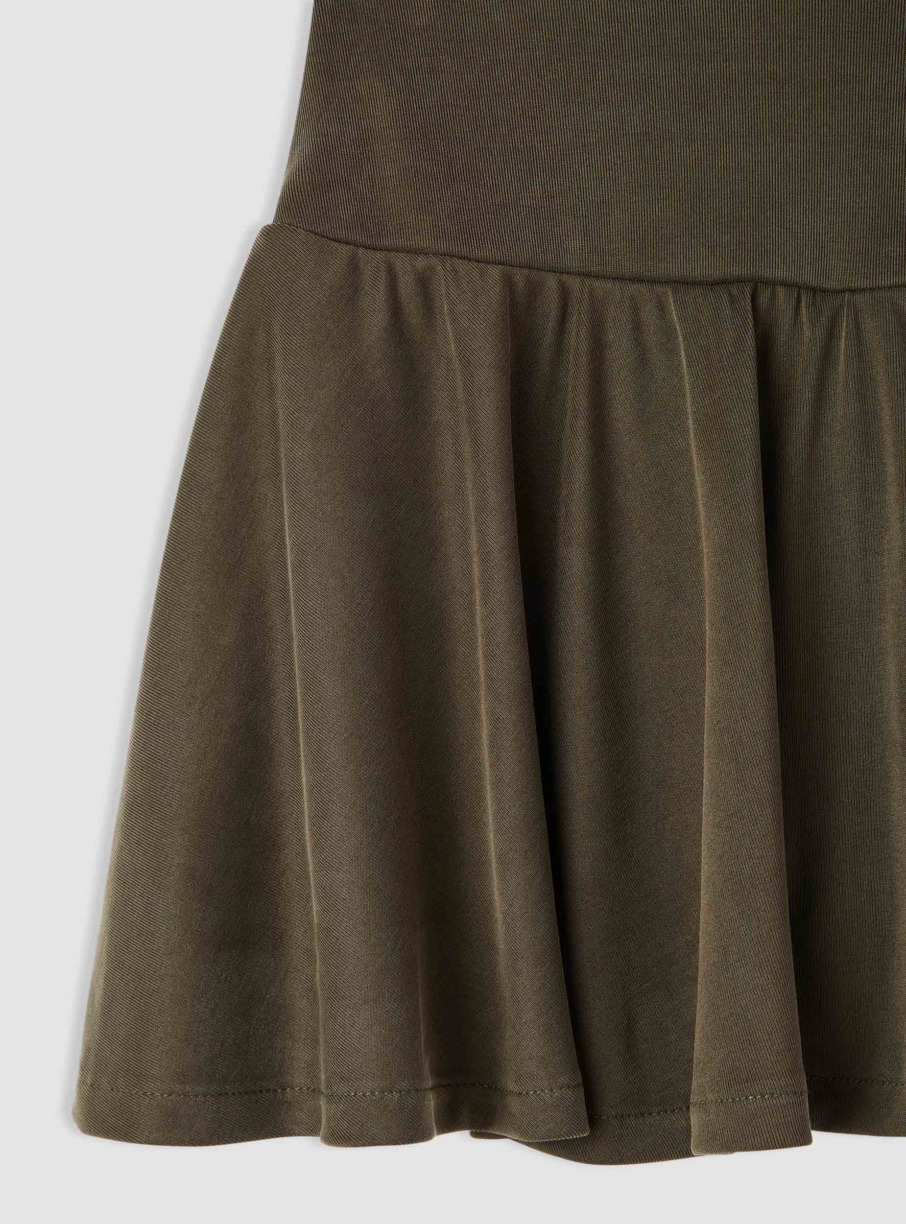 Skort ampia a tinta unita