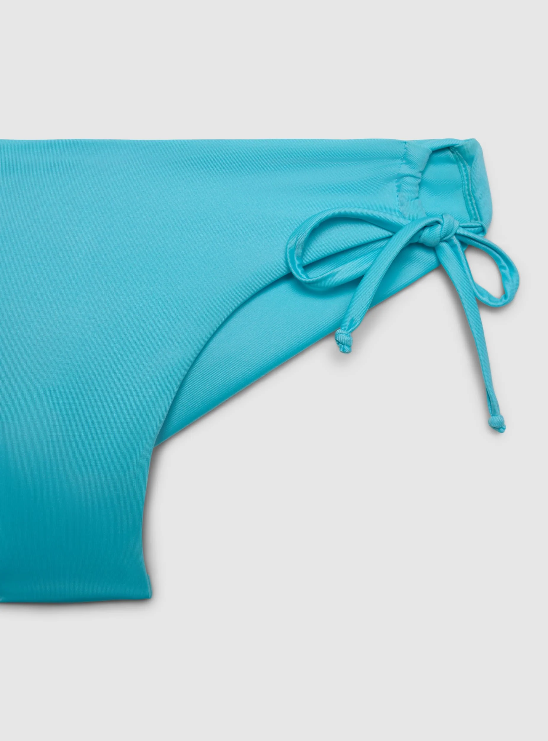 Slip bikini brasiliana con laccetti laterali e logo - Image 7