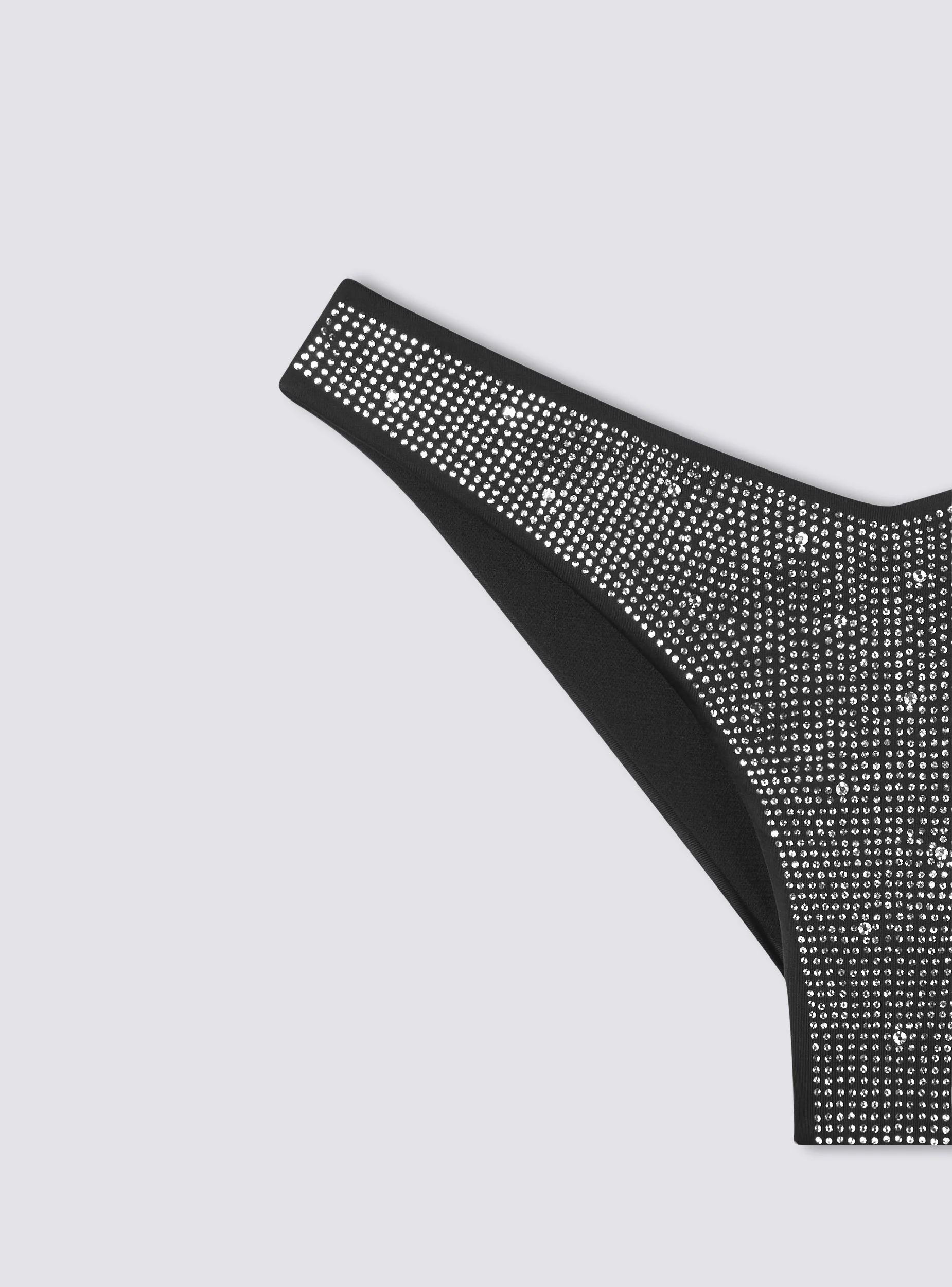 Slip bikini brasiliana v-shape con strass - Image 6