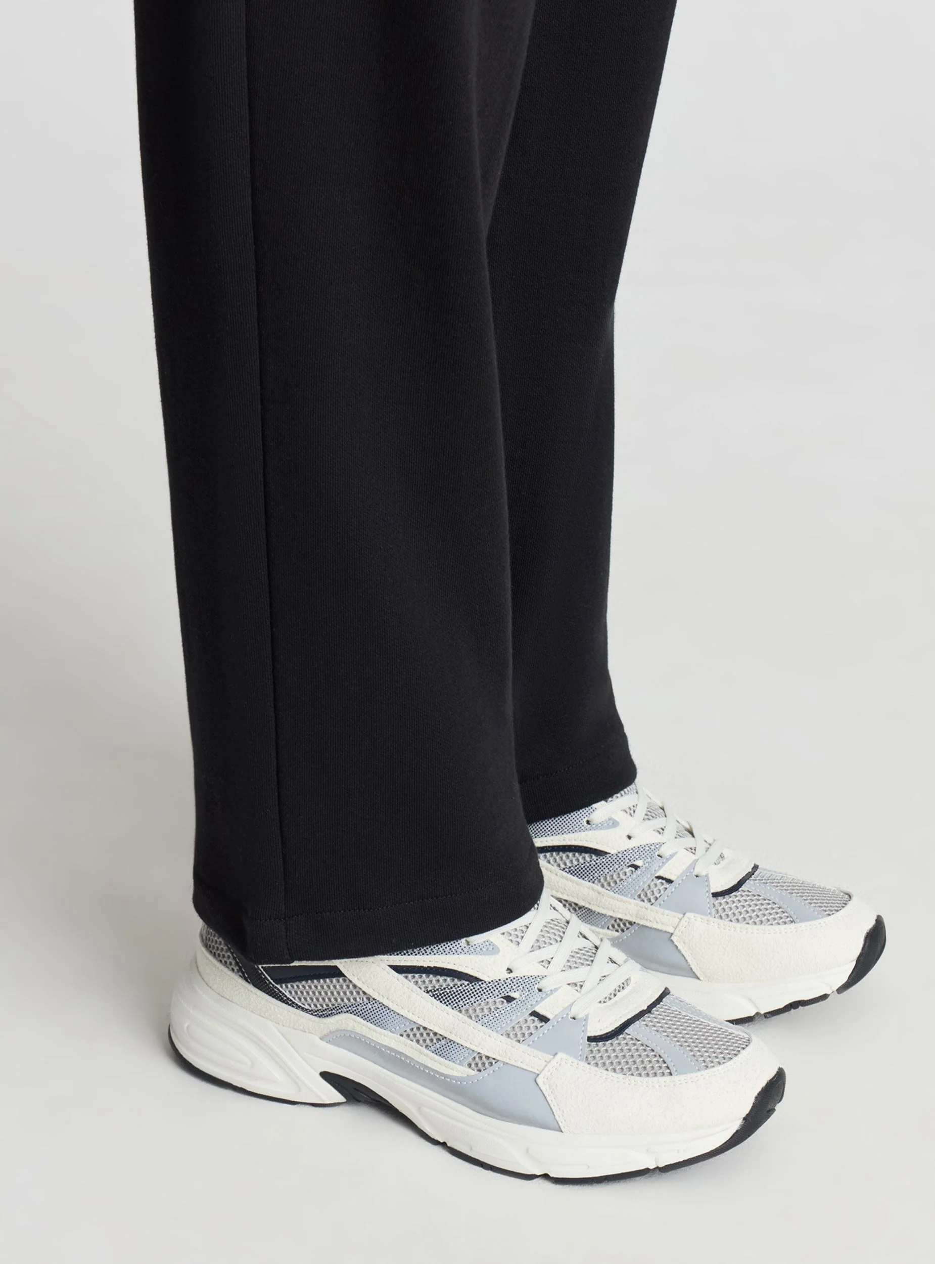 Sneakers tecniche con inserti a rete - Image 2