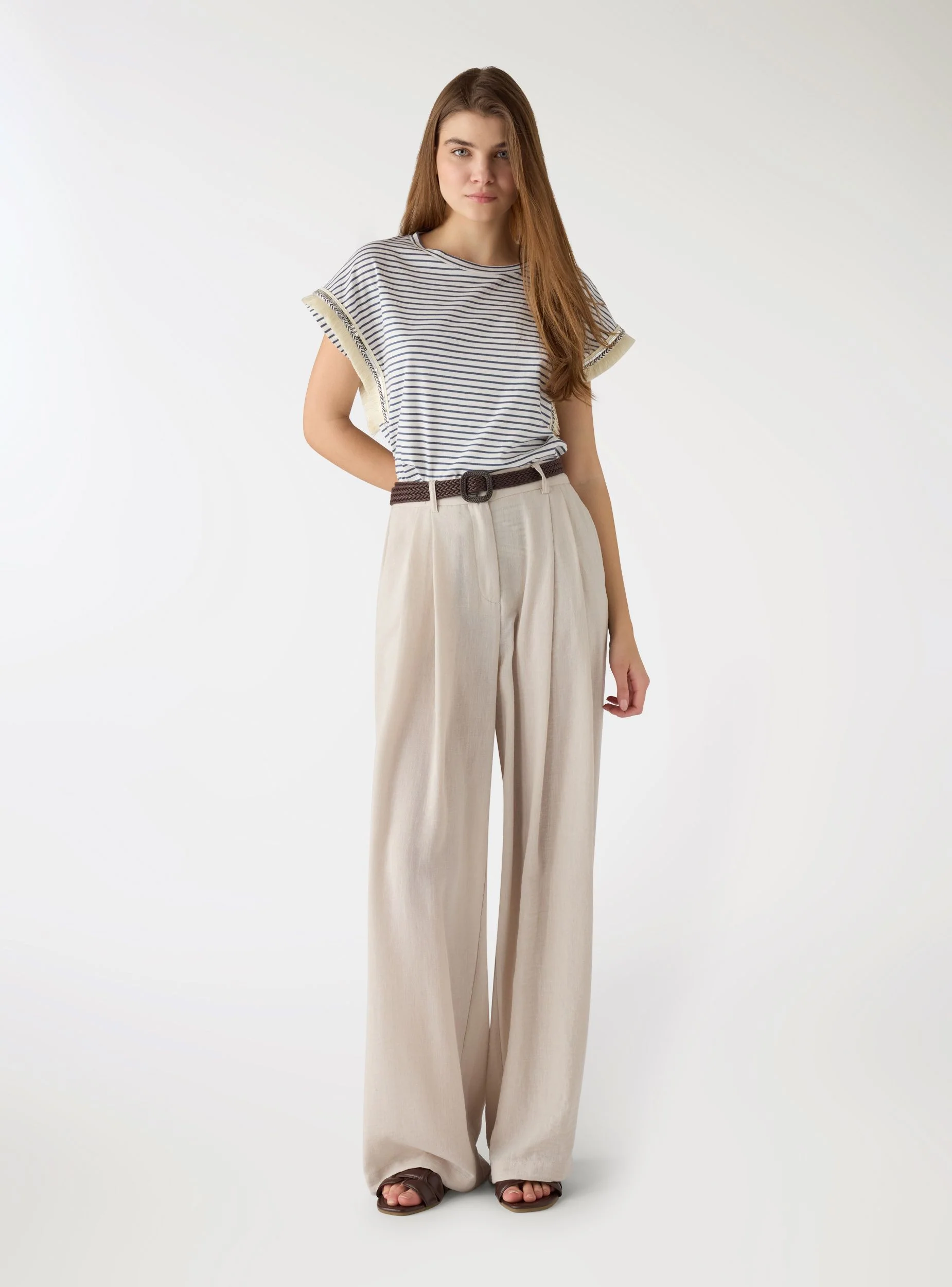 T-shirt a righe con passamaneria - Image 4