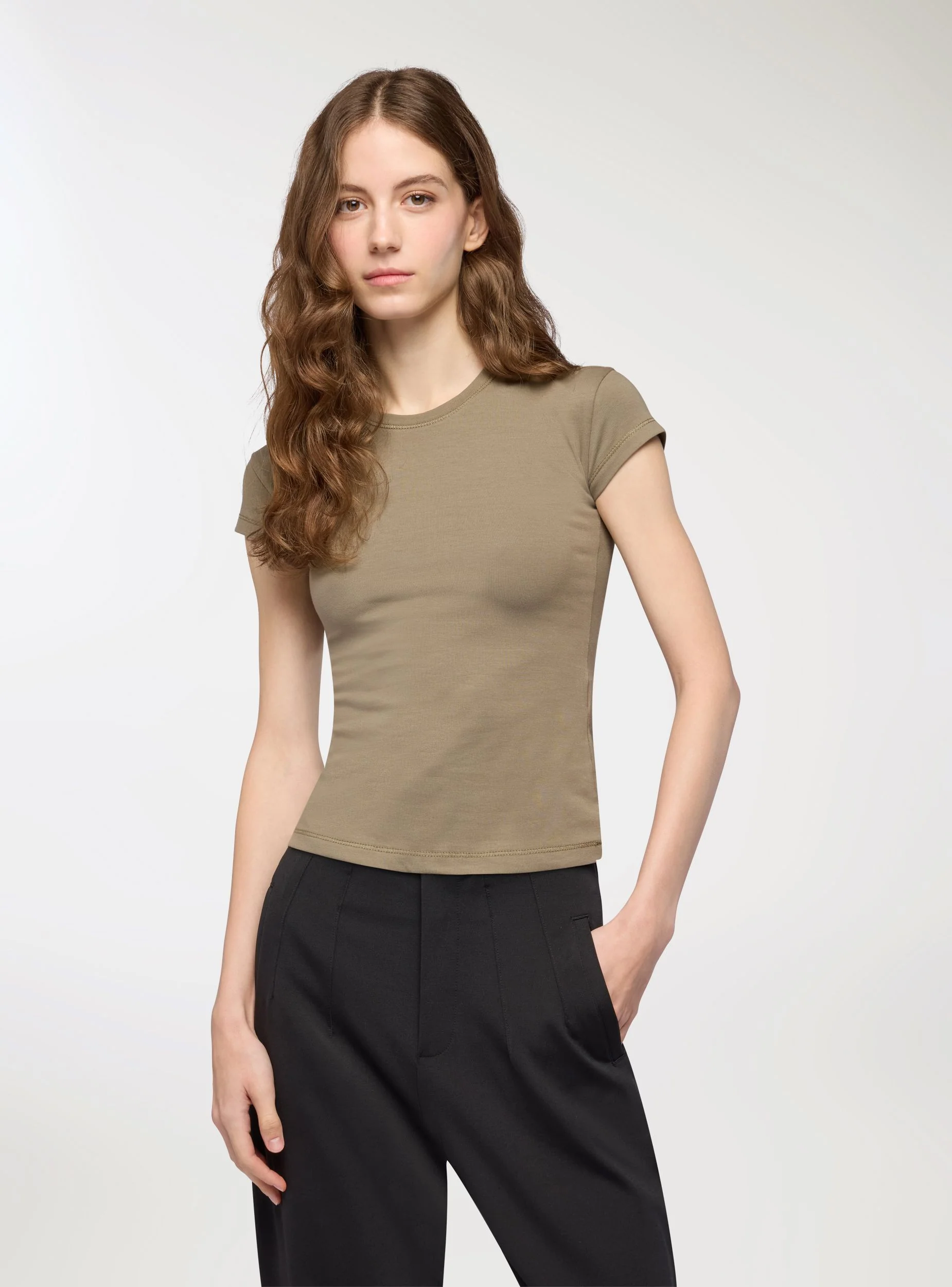 T-shirt aderente a tinta unita - Image 3